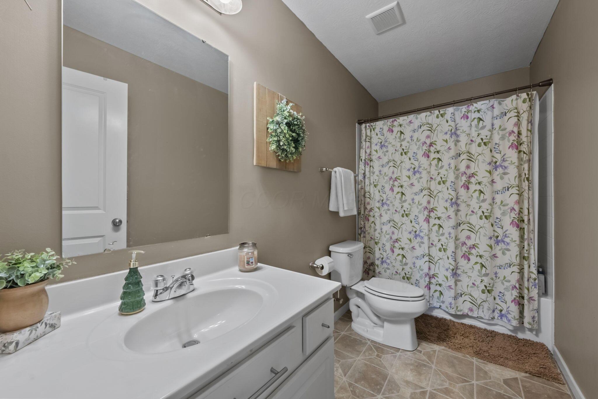 543 Sunbury Meadows Drive