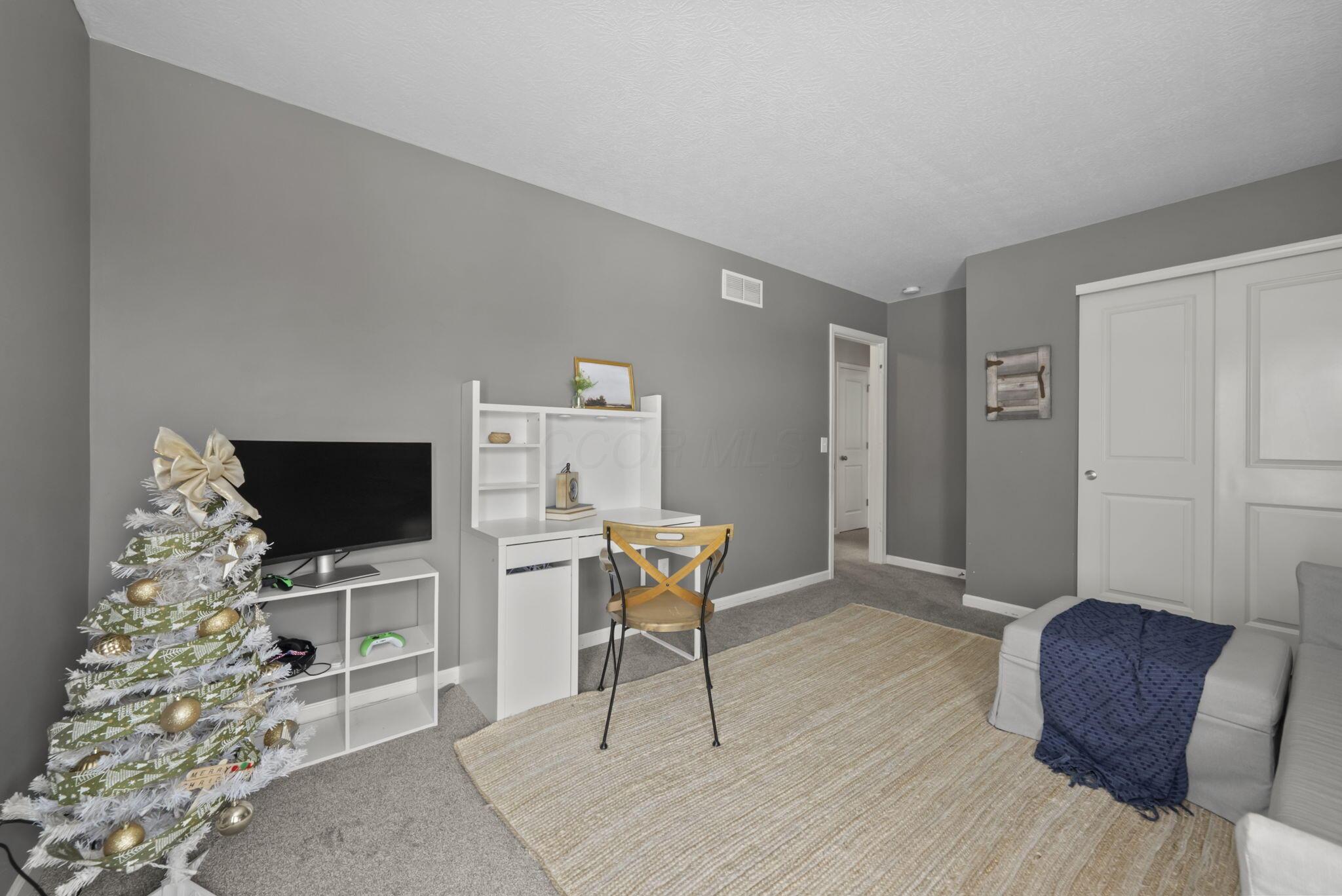 543 Sunbury Meadows Drive