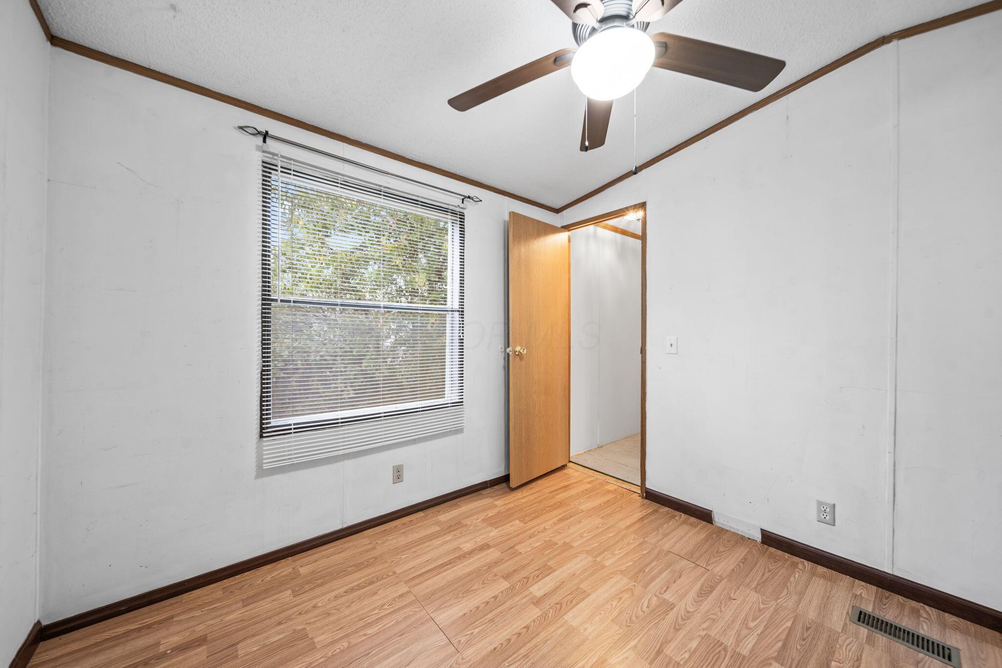 1330 Hanover Road, 203 203