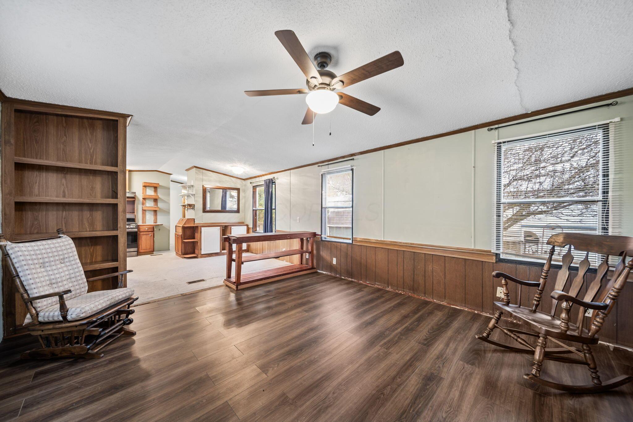 1330 Hanover Road, 203 203