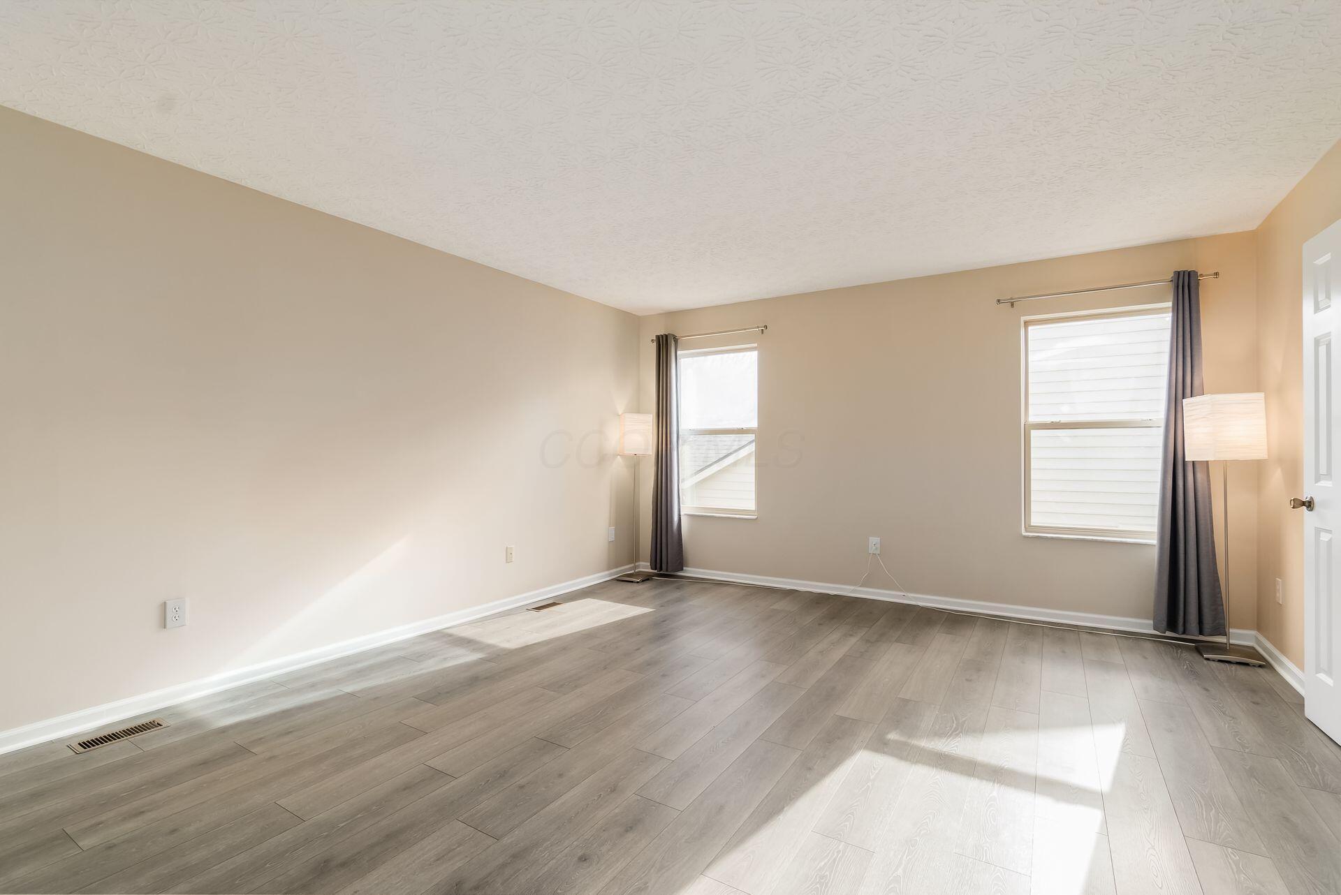 7916 Bridge Crossing Court