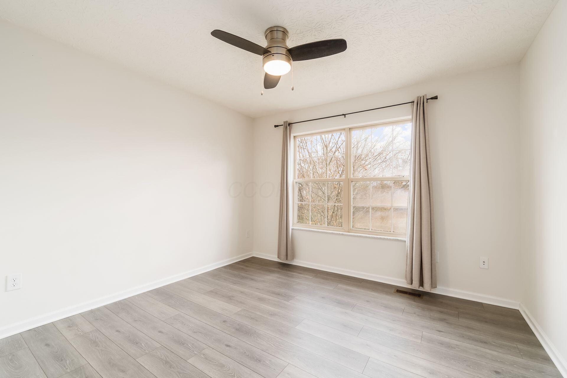 7916 Bridge Crossing Court