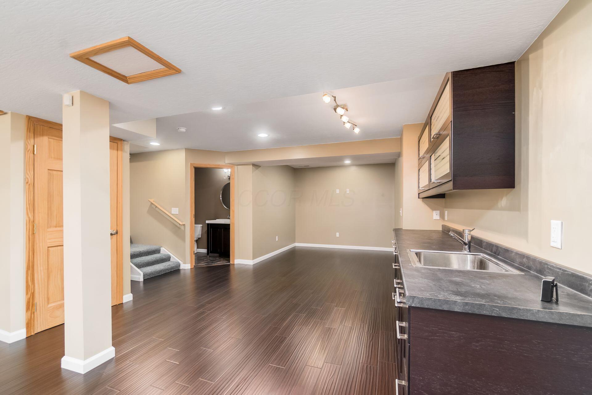 7916 Bridge Crossing Court