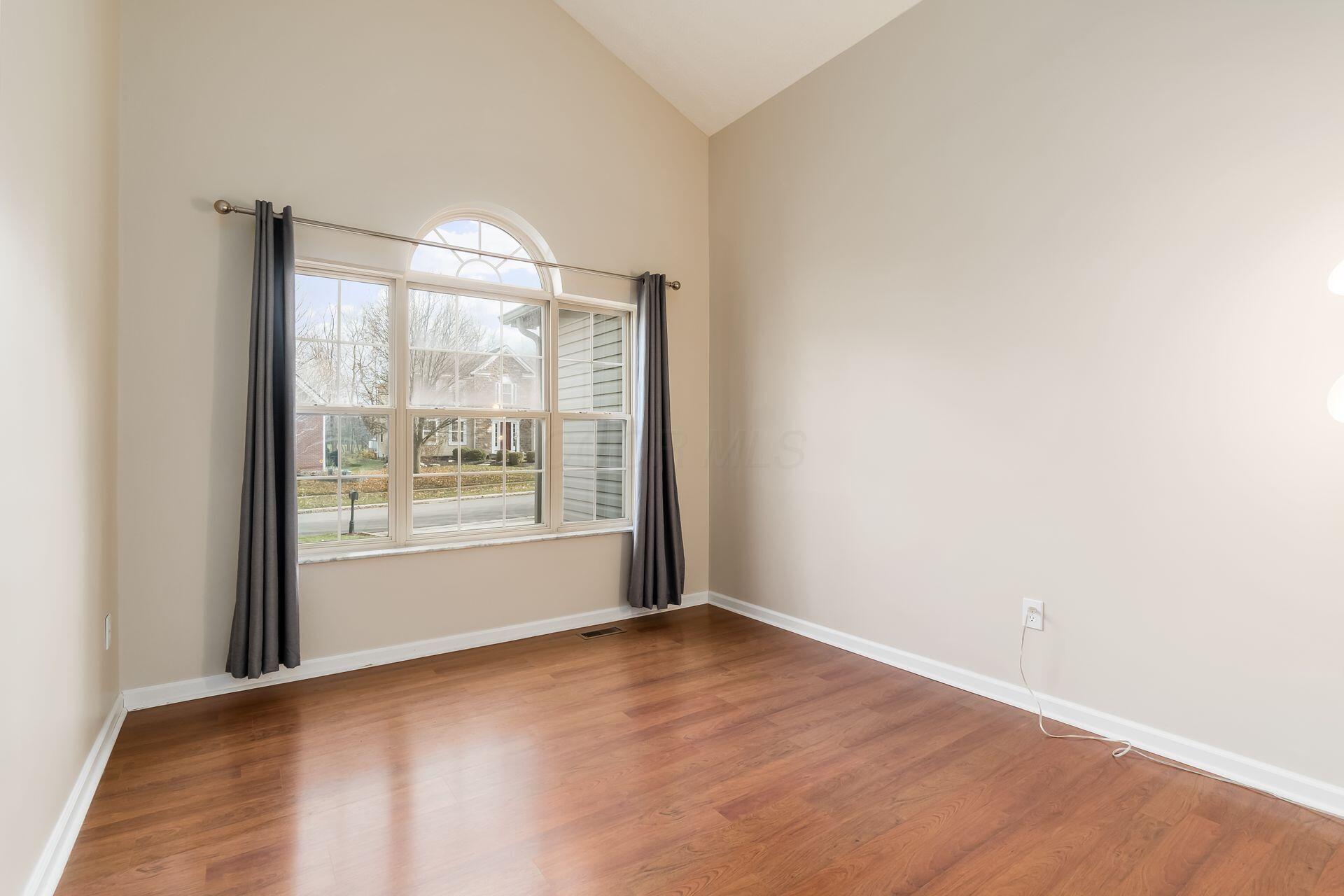 7916 Bridge Crossing Court