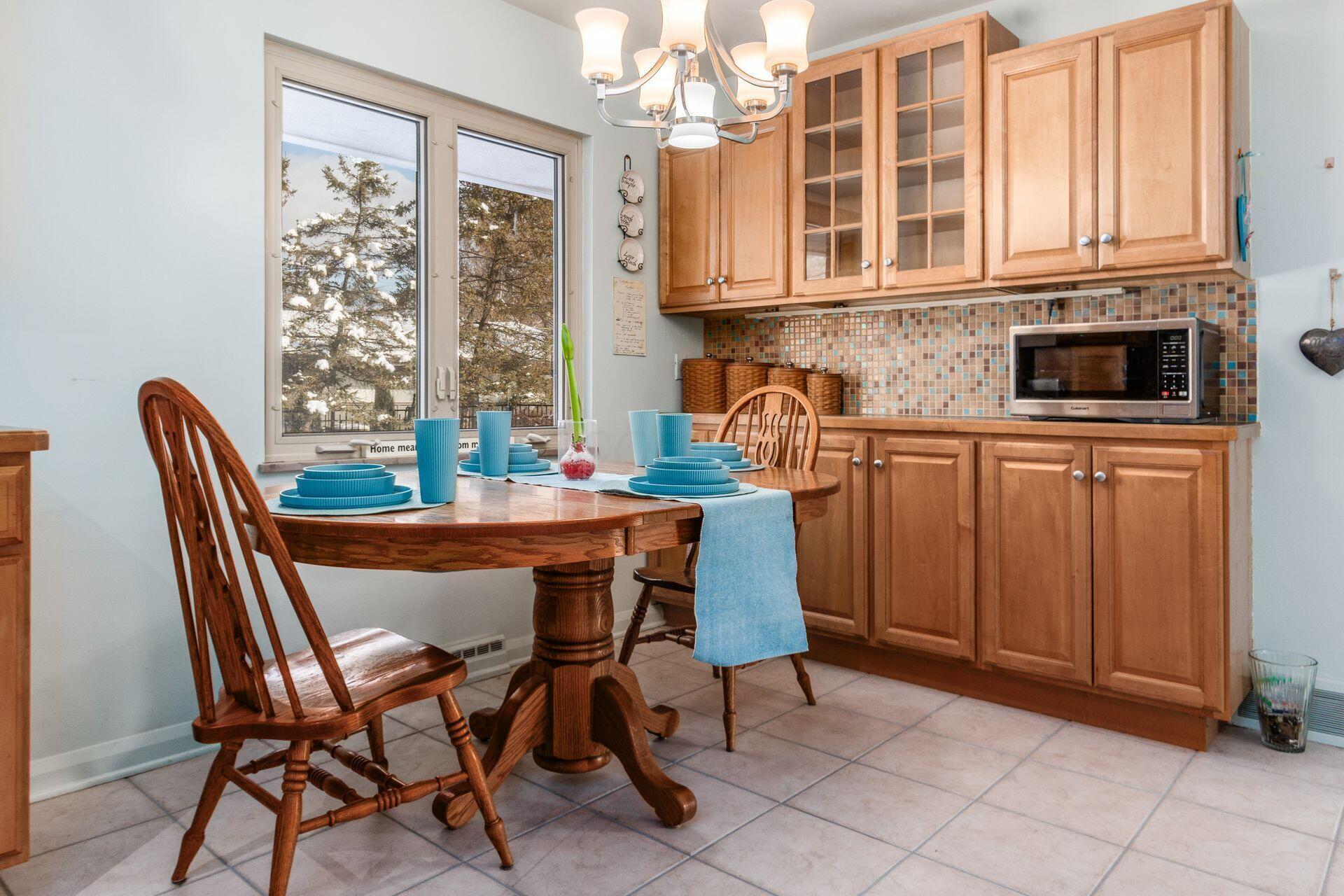 3959 Woodbridge Road