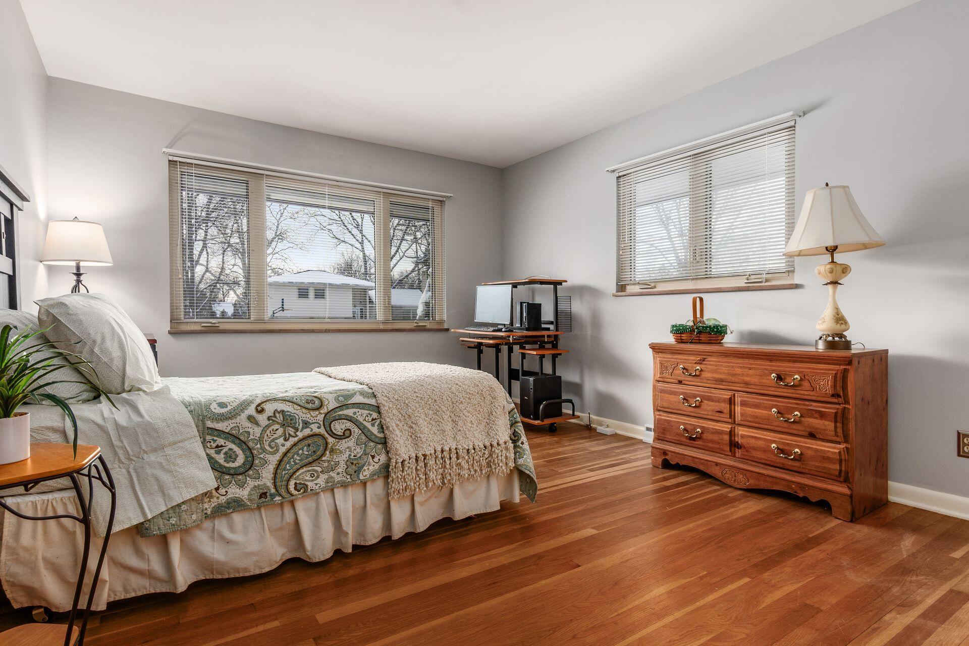 3959 Woodbridge Road
