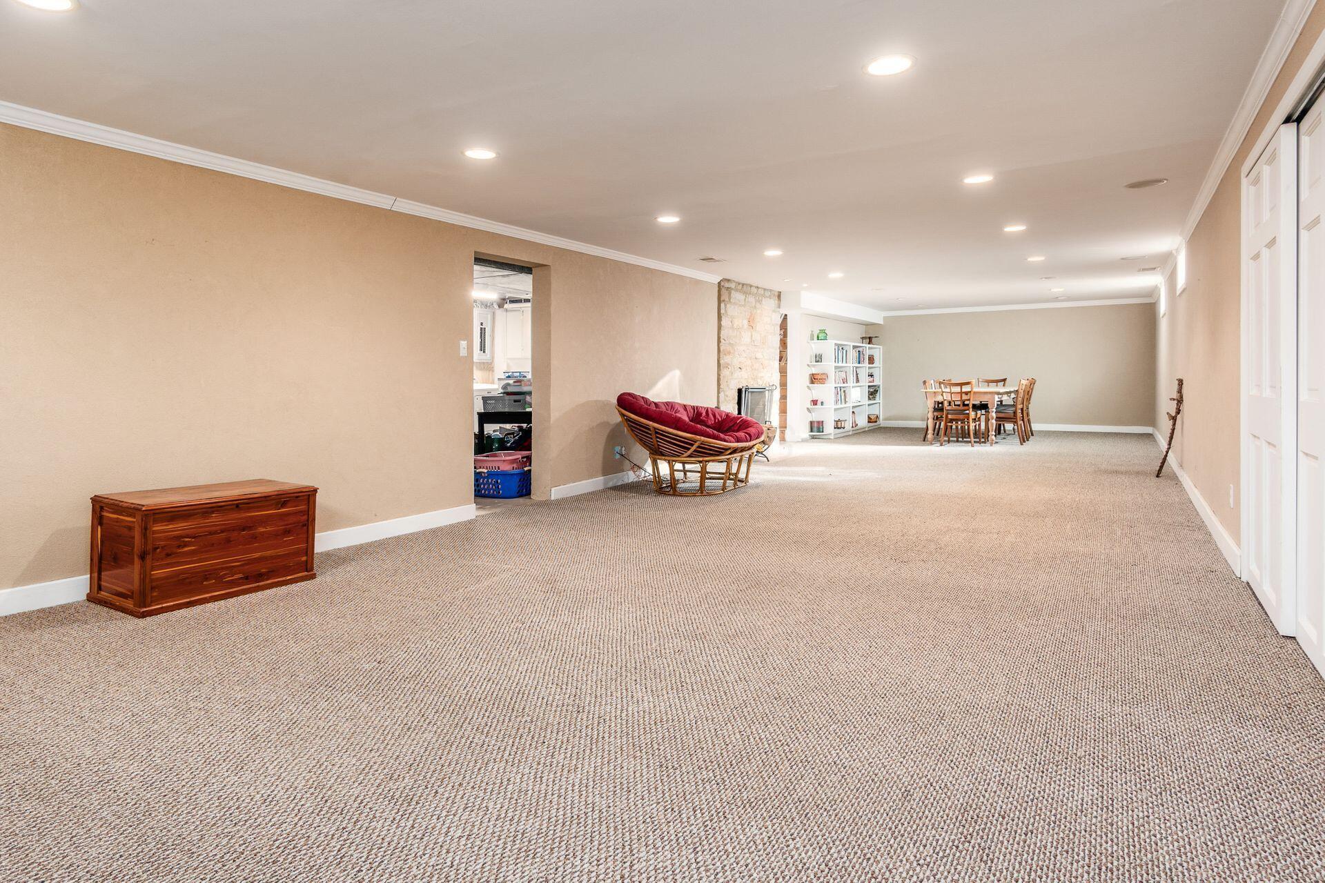 3959 Woodbridge Road