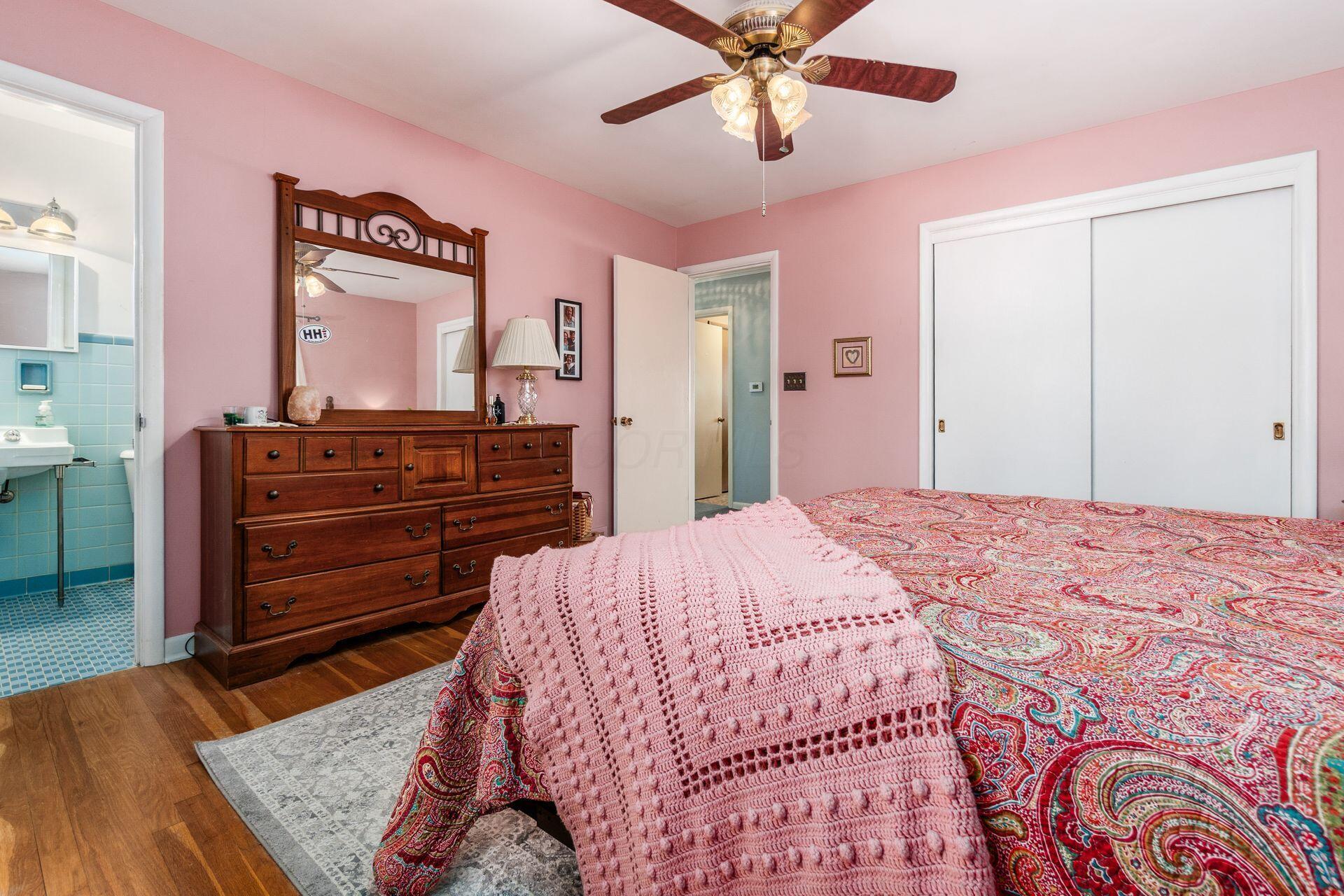 3959 Woodbridge Road
