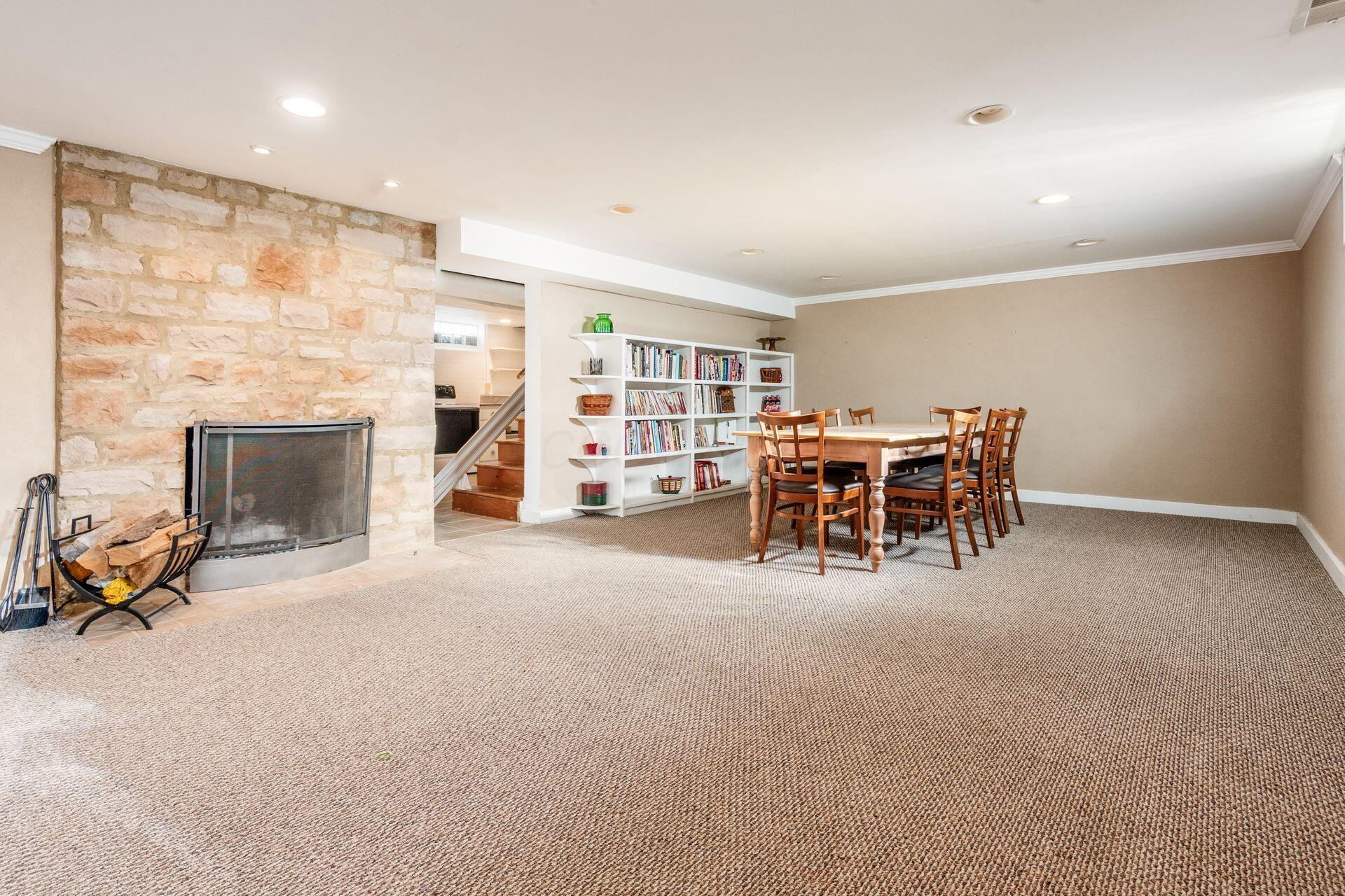 3959 Woodbridge Road