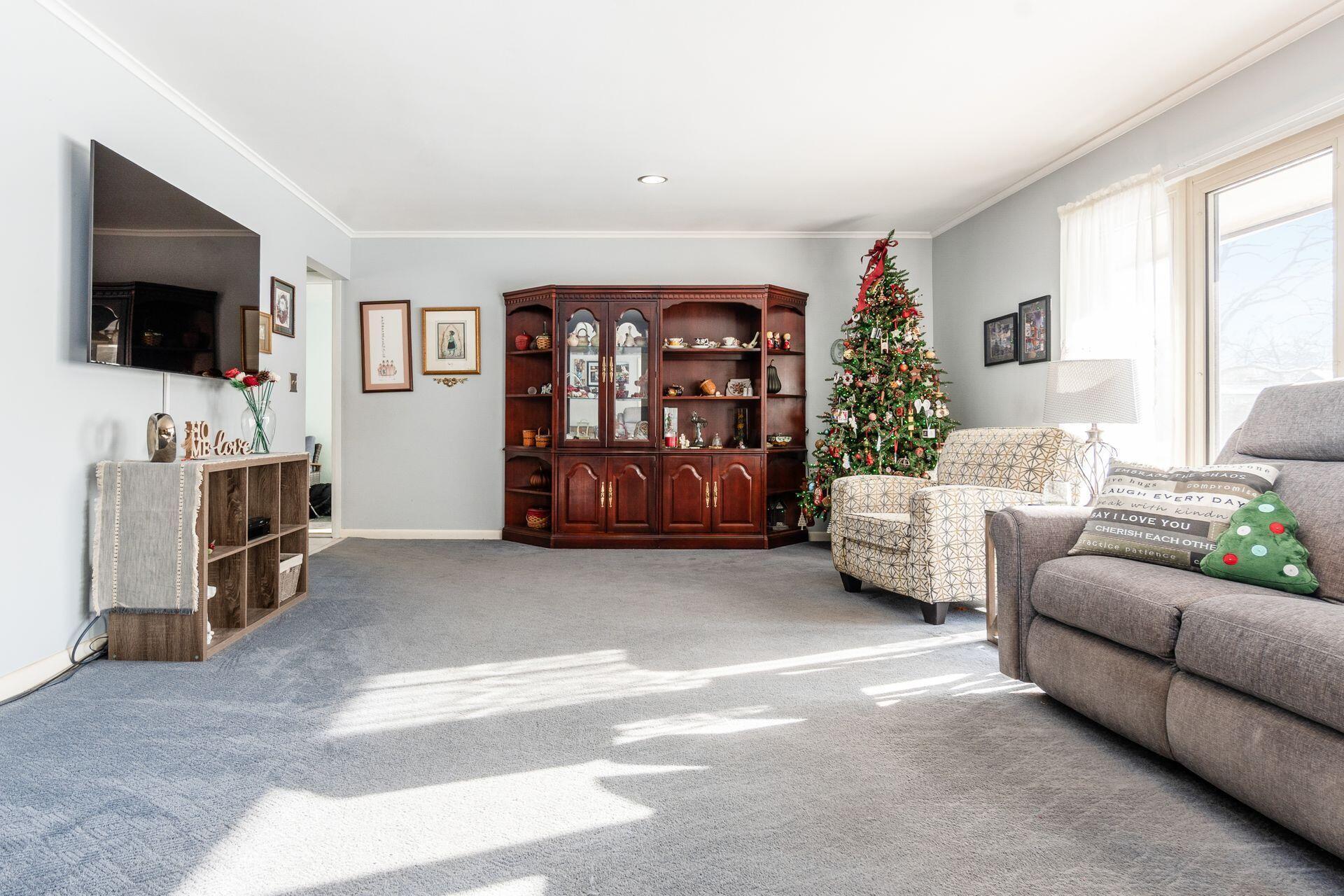 3959 Woodbridge Road