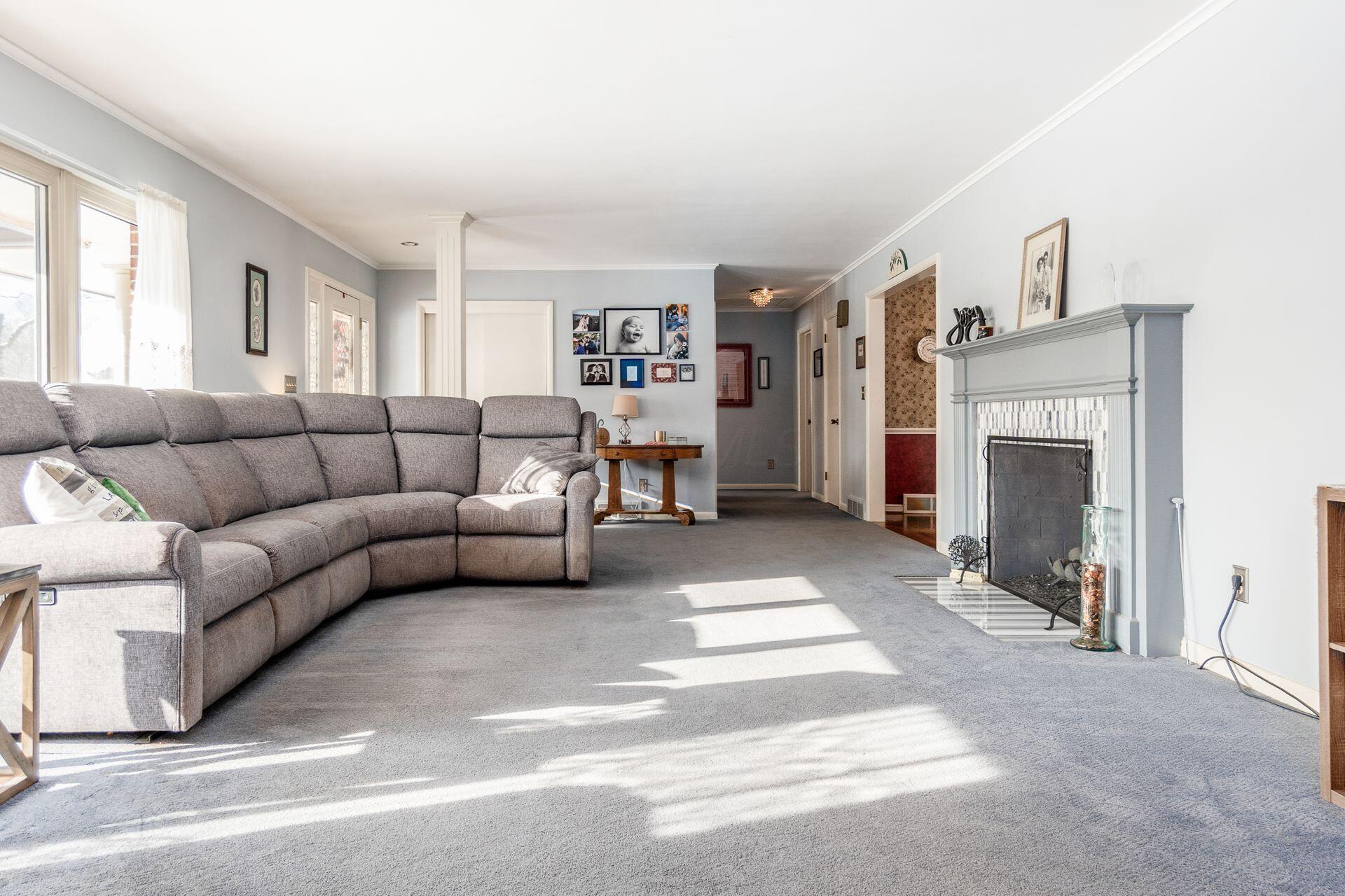 3959 Woodbridge Road