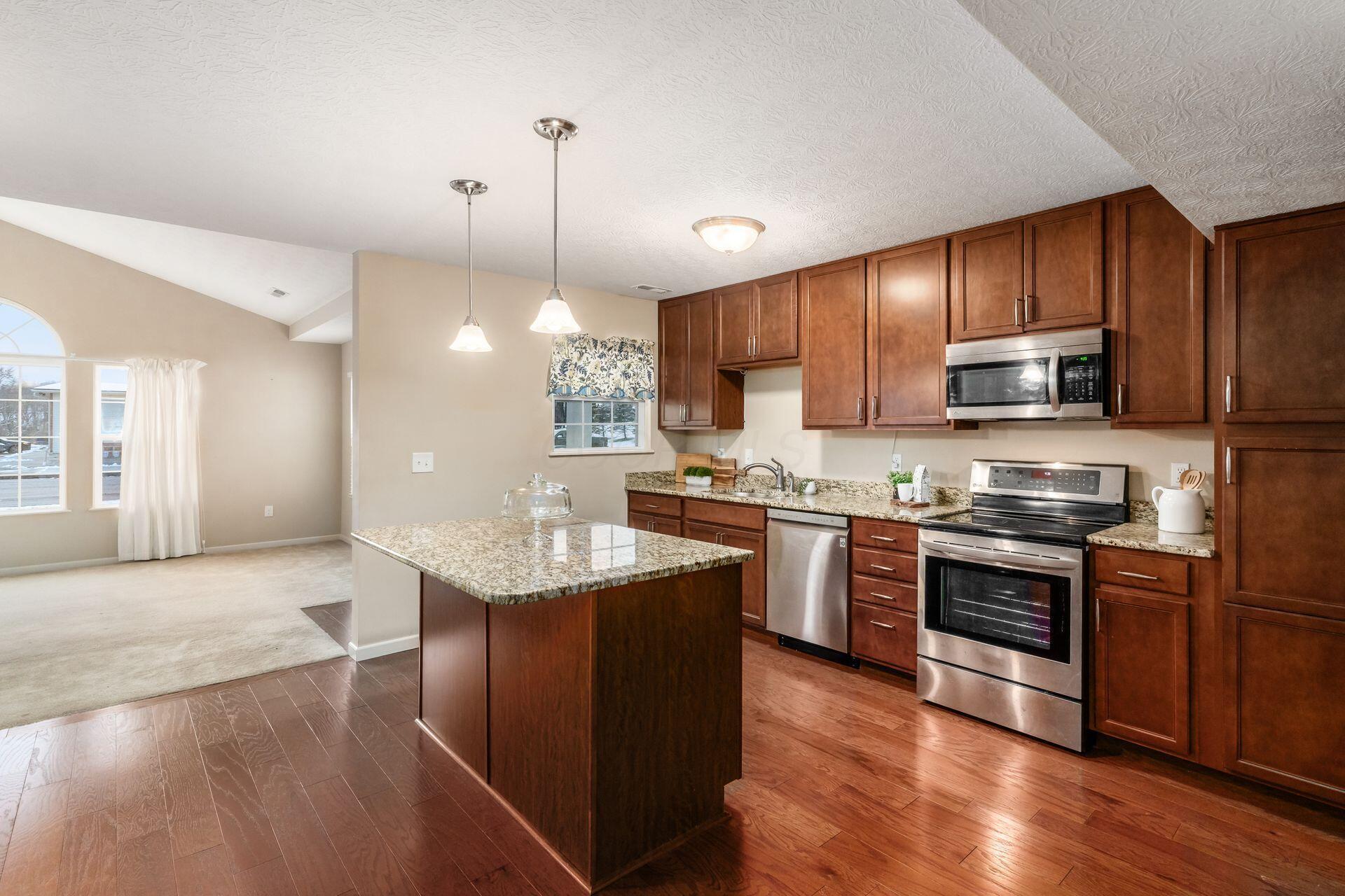 937 Governors Circle