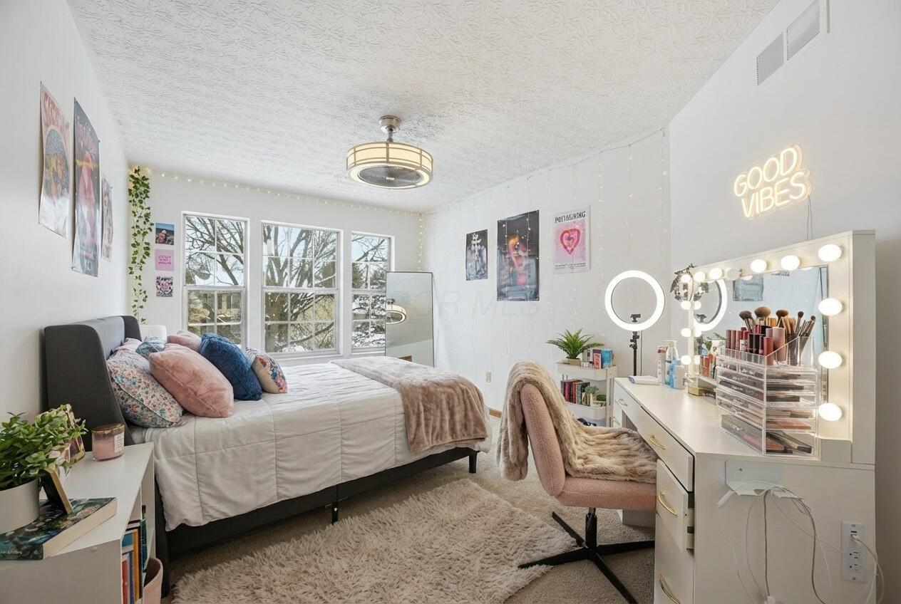 339 Aylesbury Drive S