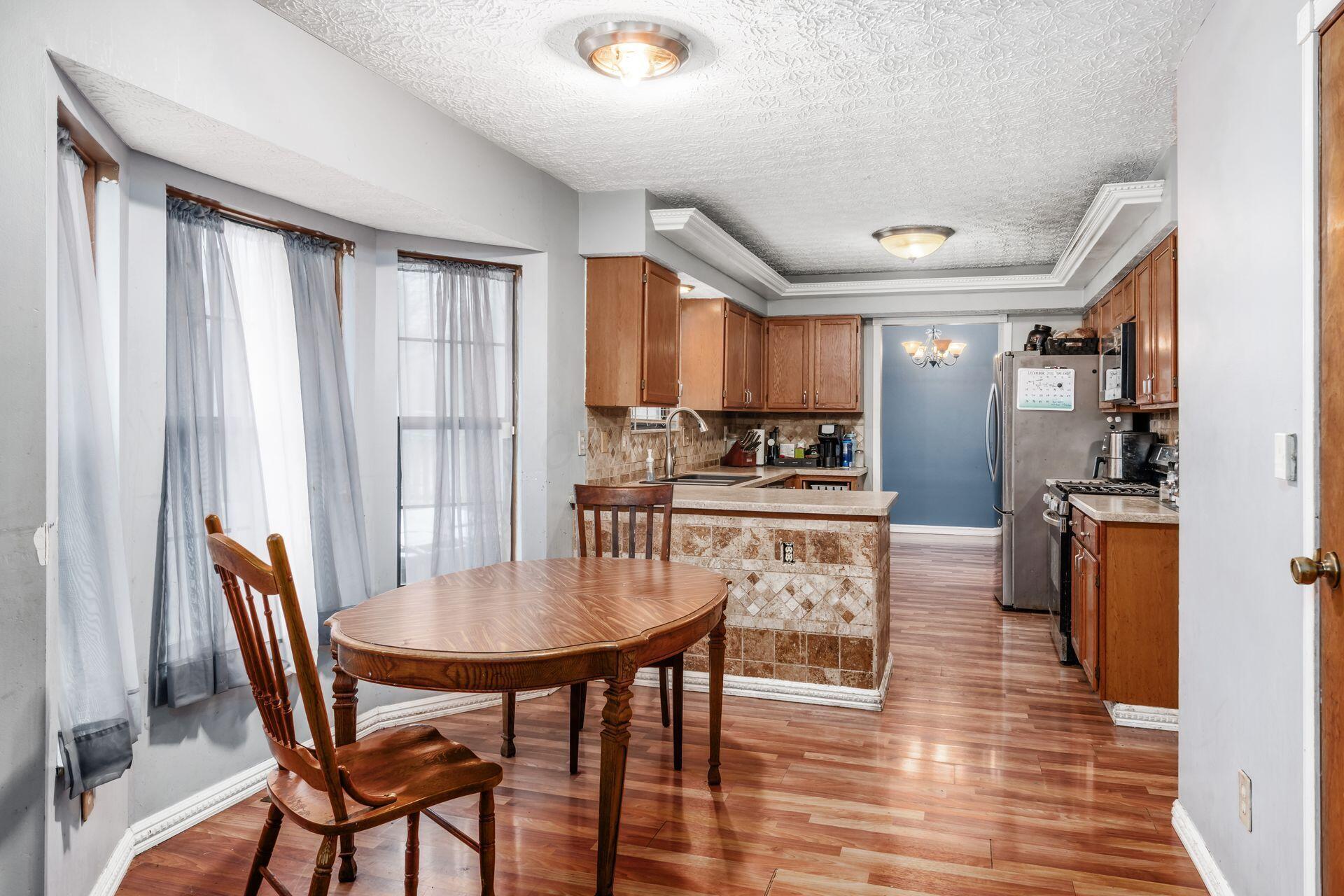 12036 Steeplechase Avenue NW