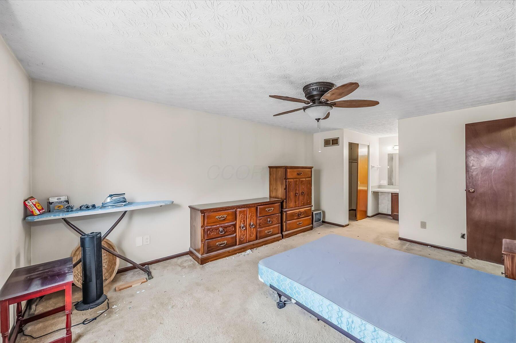 1116 Timberbank Lane
