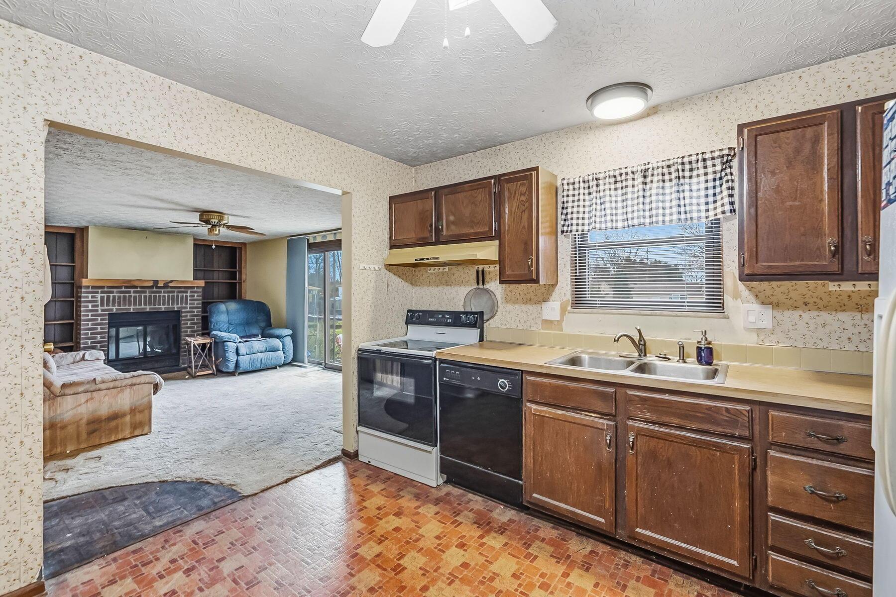 1116 Timberbank Lane