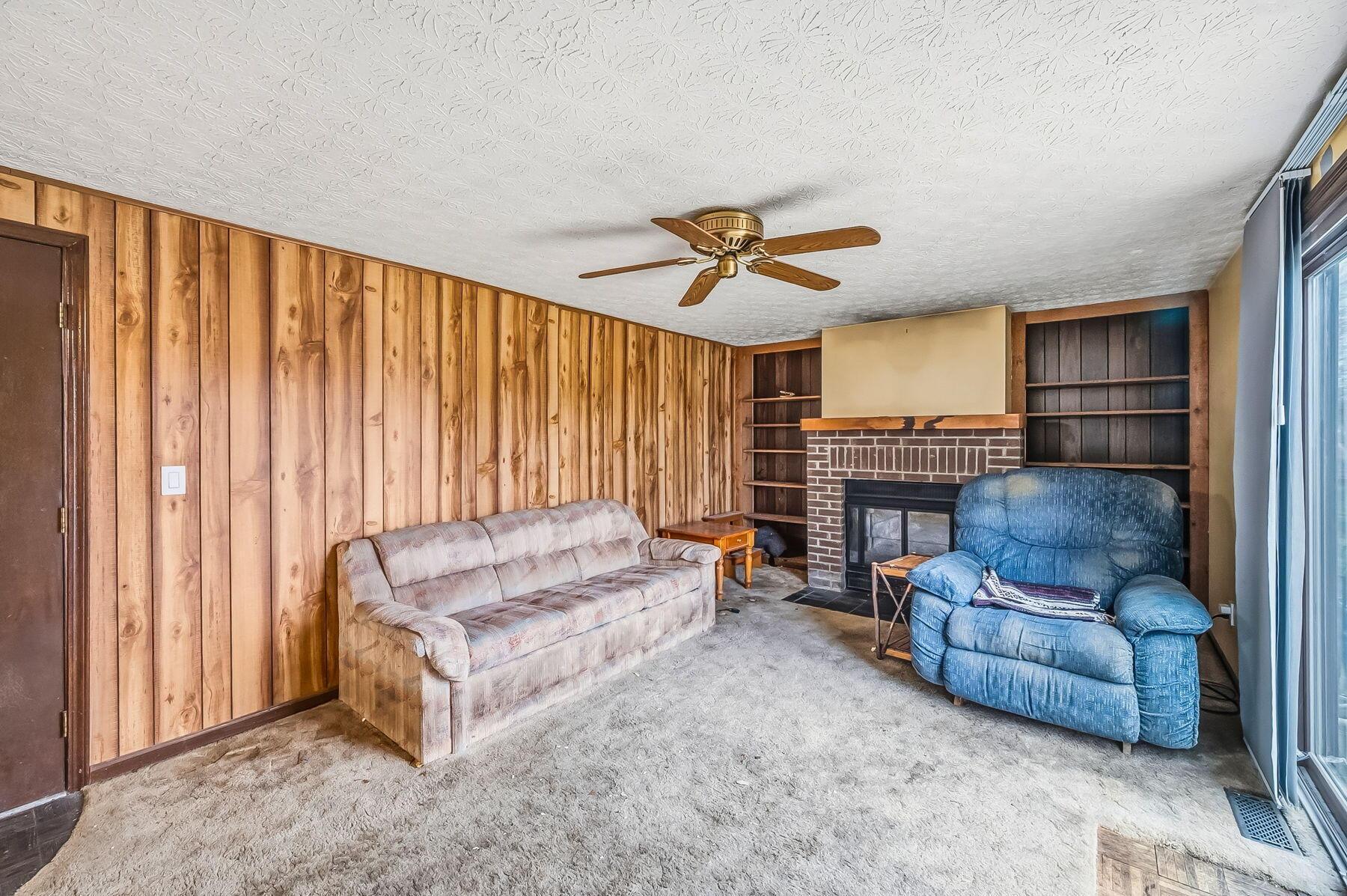1116 Timberbank Lane