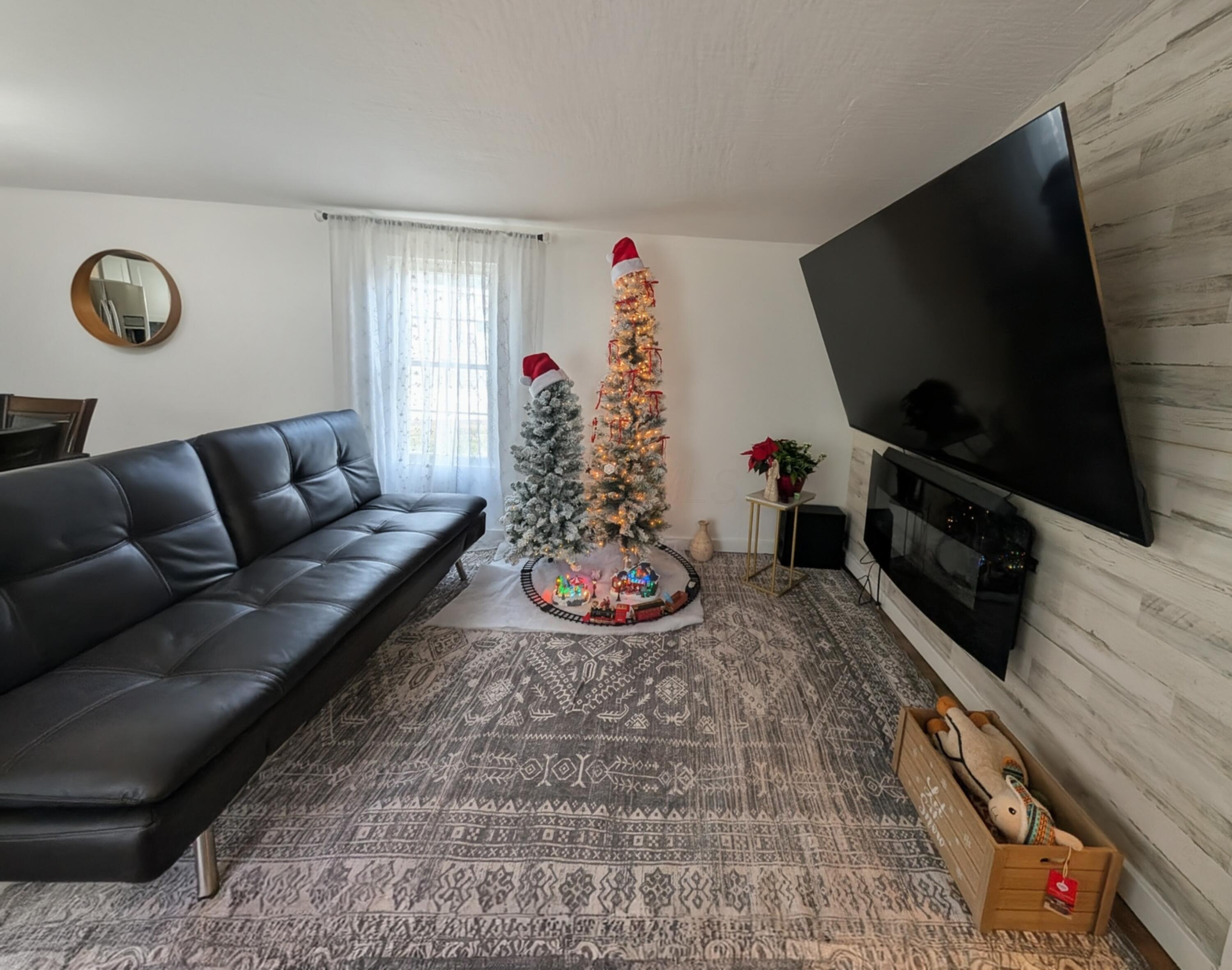 285 Walnut Boulevard