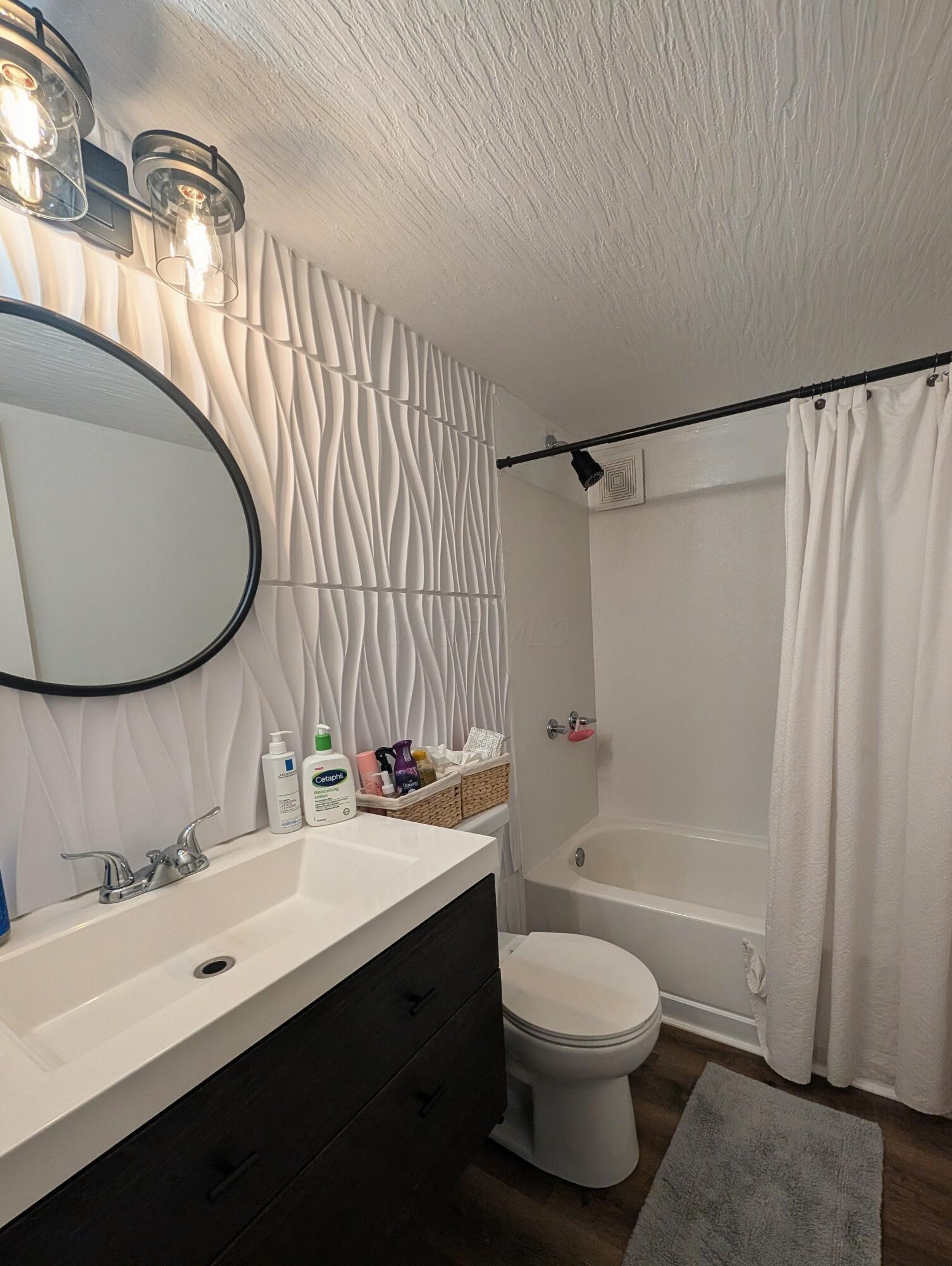 285 Walnut Boulevard