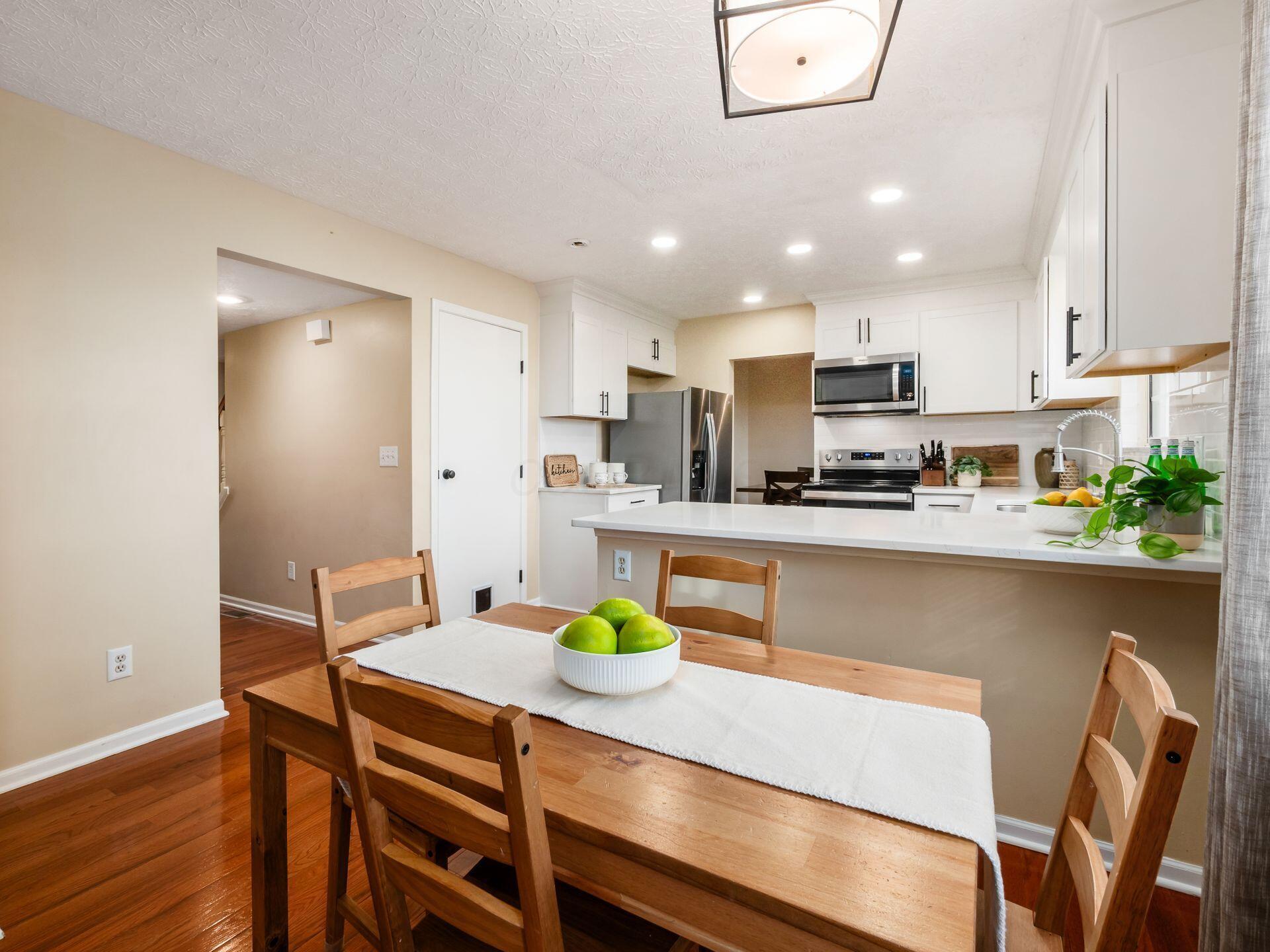 6876 Spruce Pine Drive