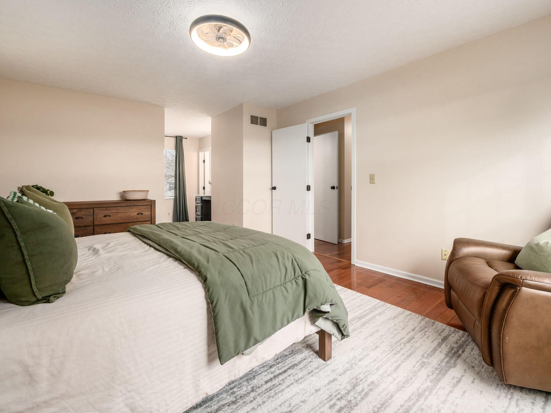 6876 Spruce Pine Drive