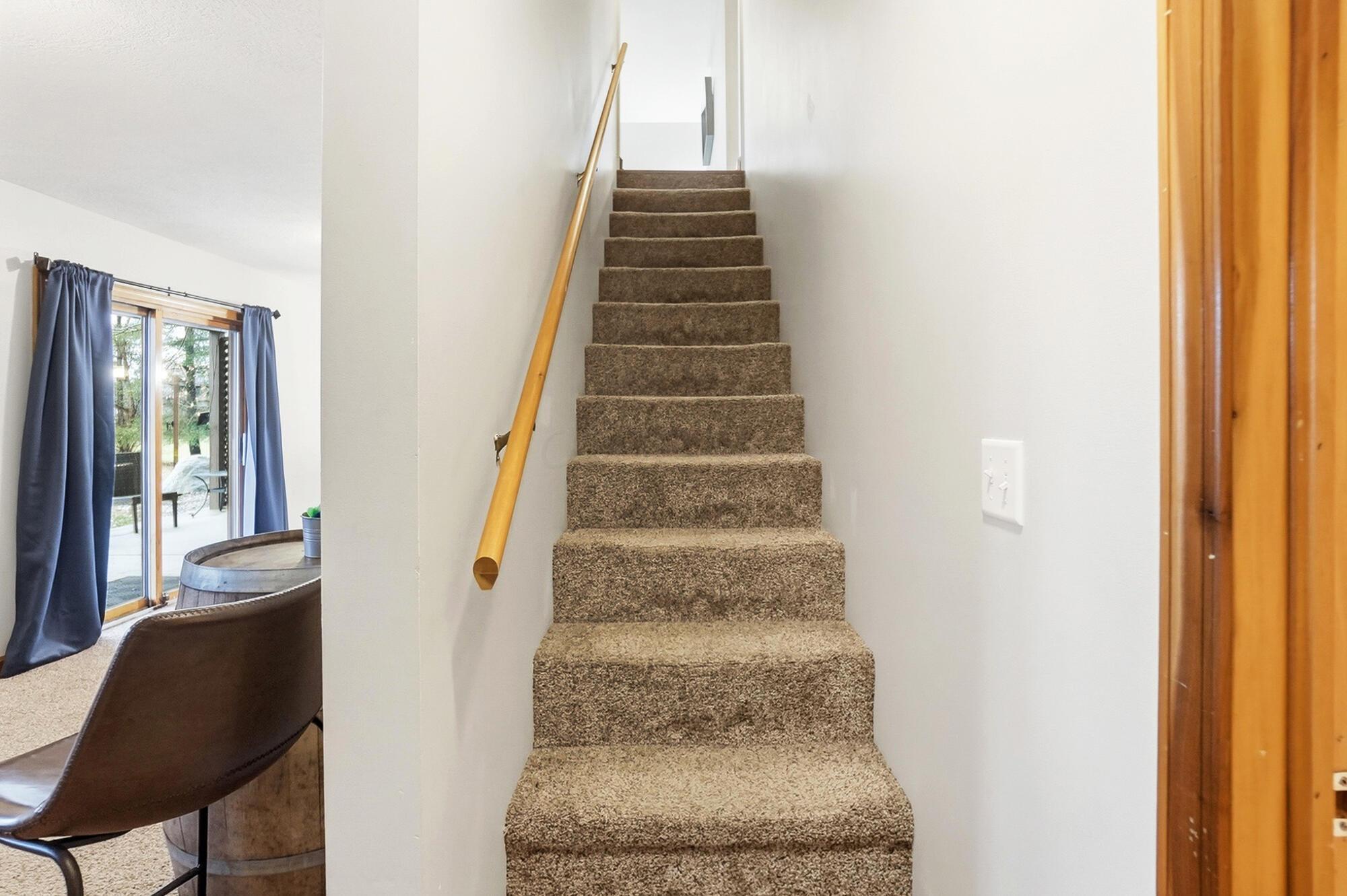 6321 RK Miller Road, R