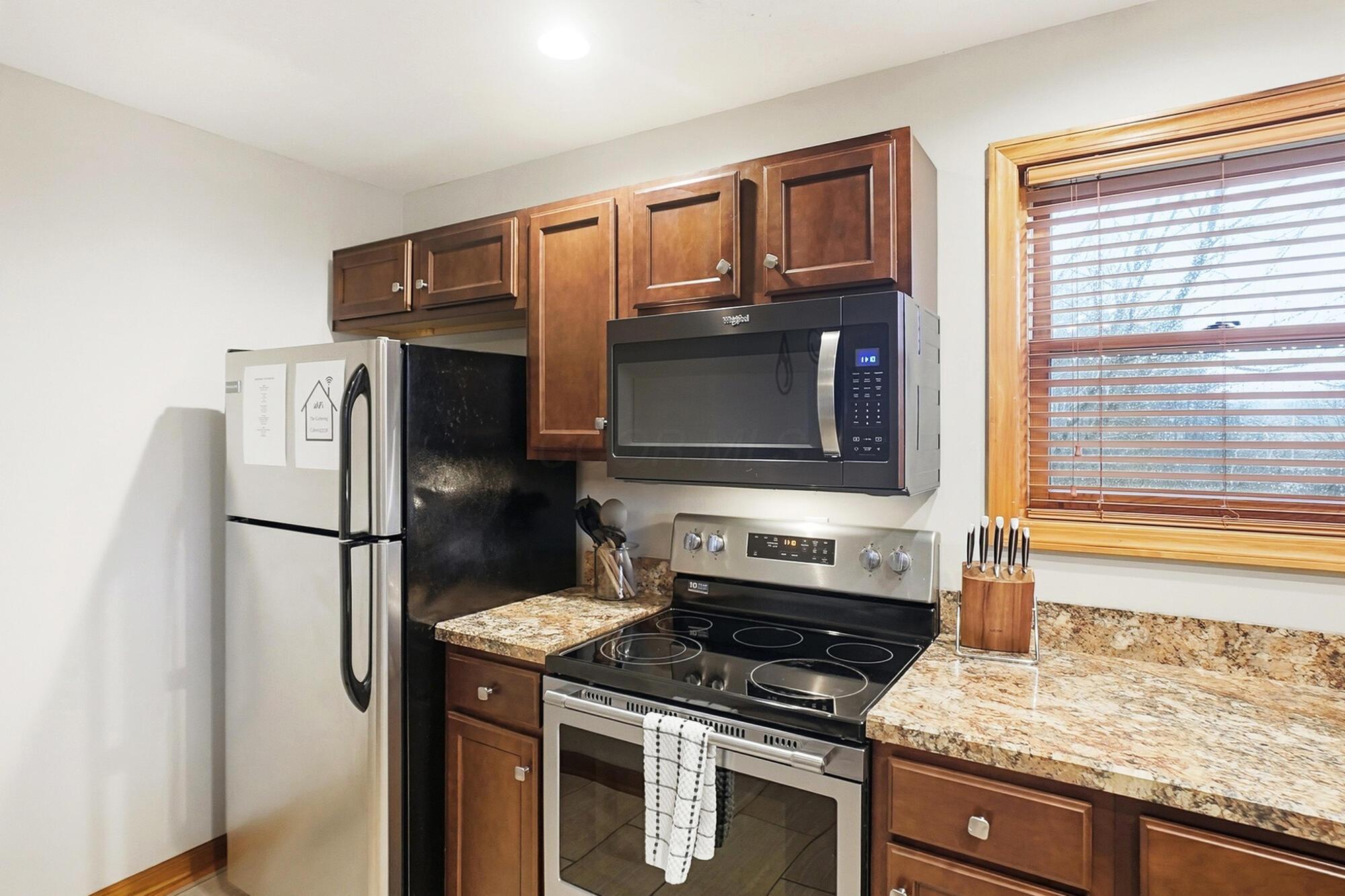 6321 RK Miller Road, R