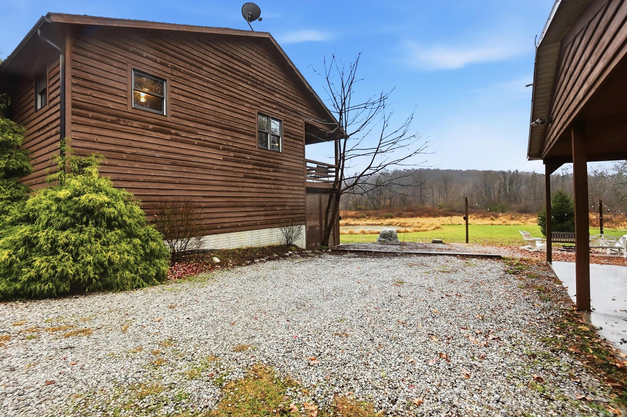 6321 RK Miller Road, R