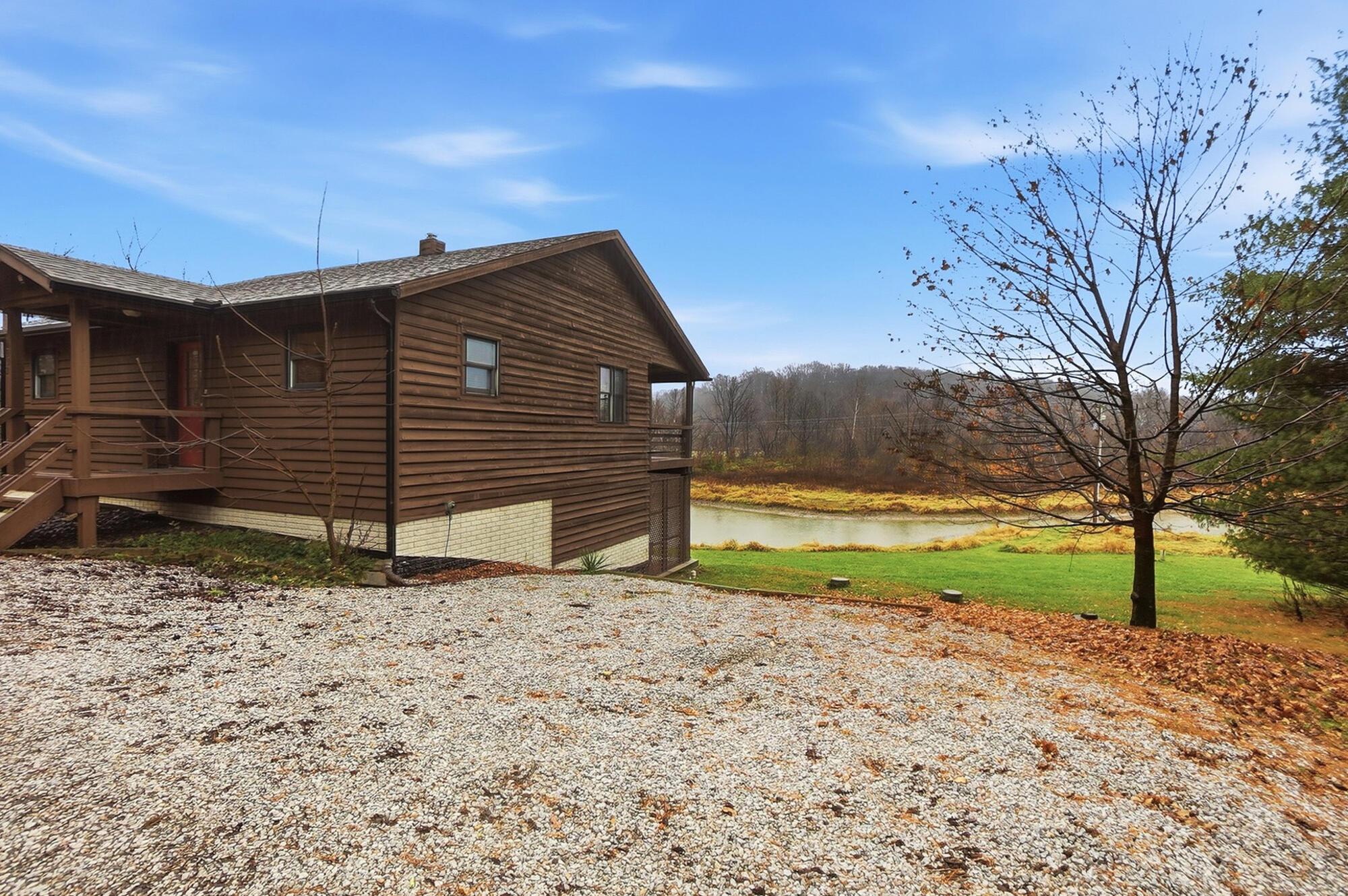 6321 RK Miller Road, R