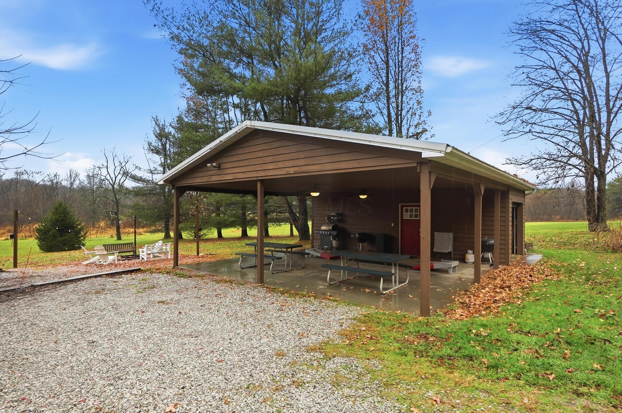 6321 RK Miller Road, R