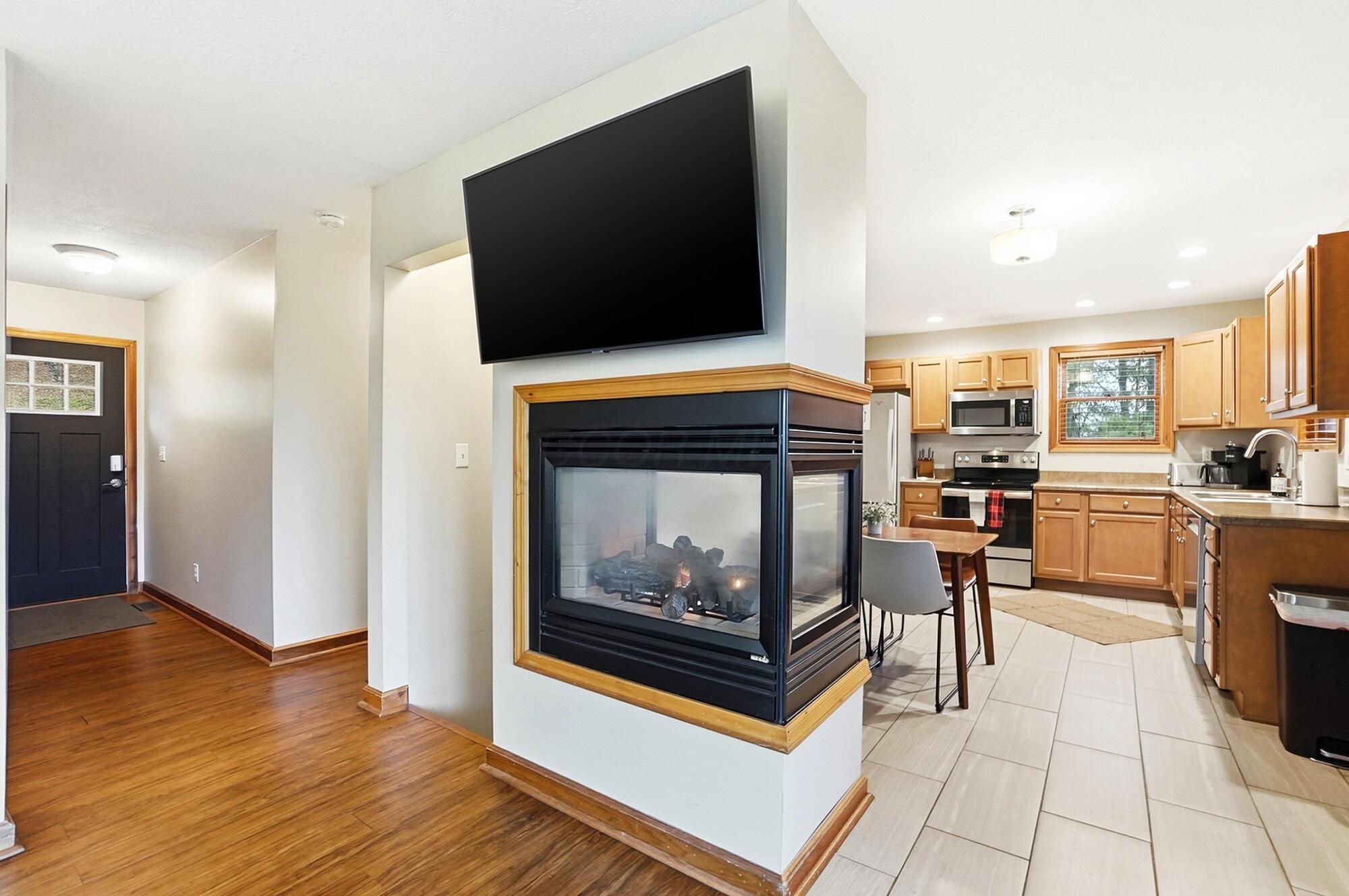 6321 RK Miller Road, R