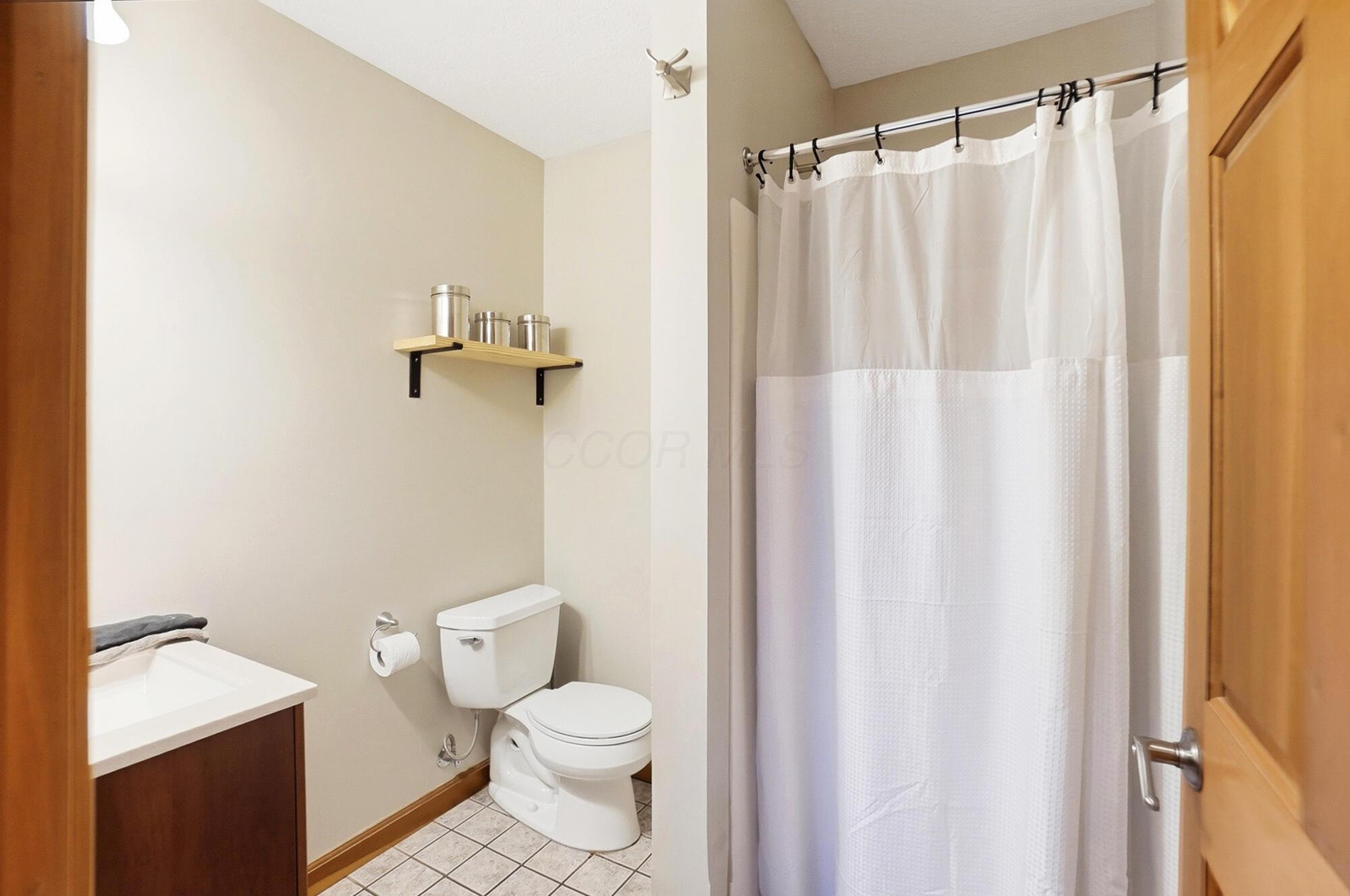 6321 RK Miller Road, R