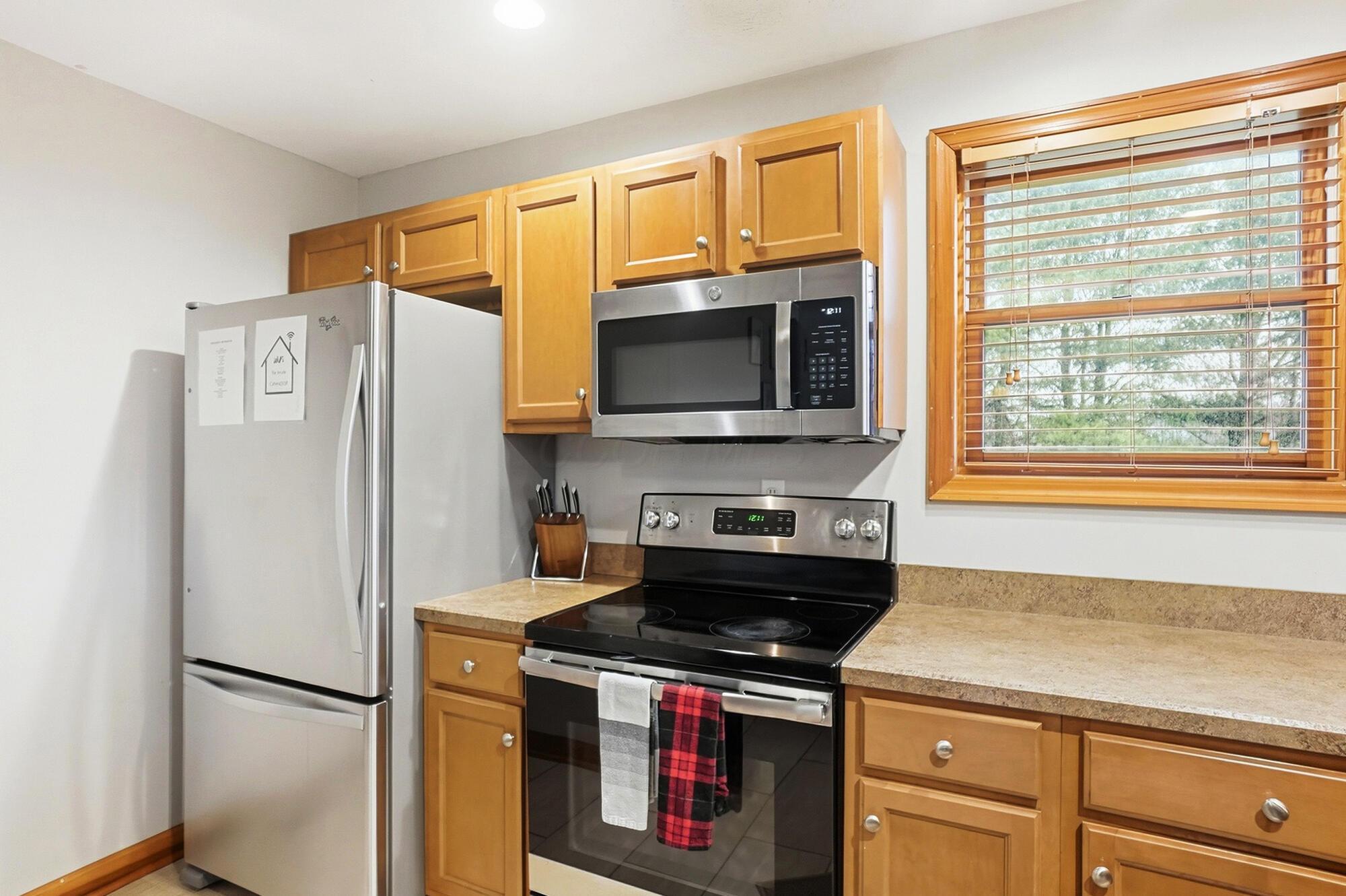 6321 RK Miller Road, R