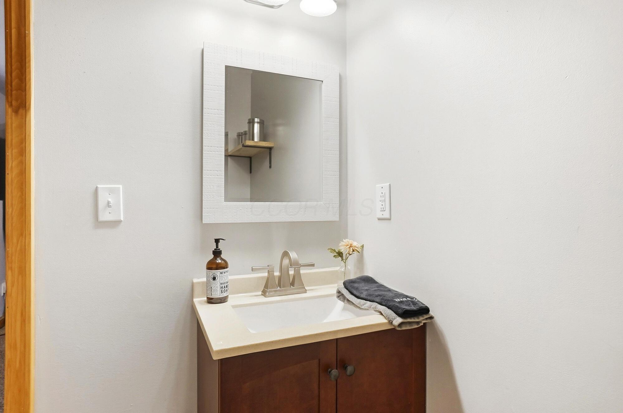 6321 RK Miller Road, R