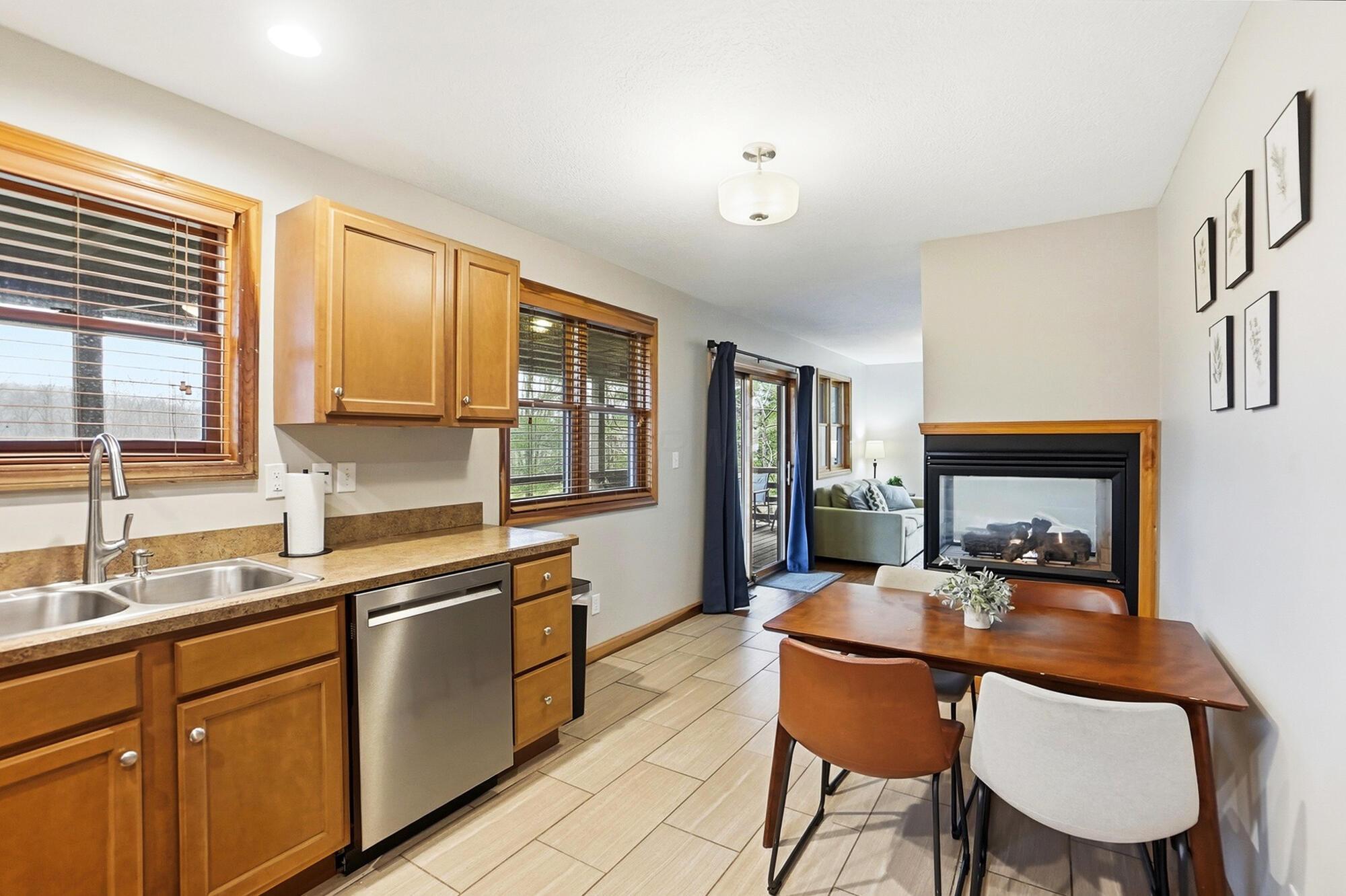 6321 RK Miller Road, R