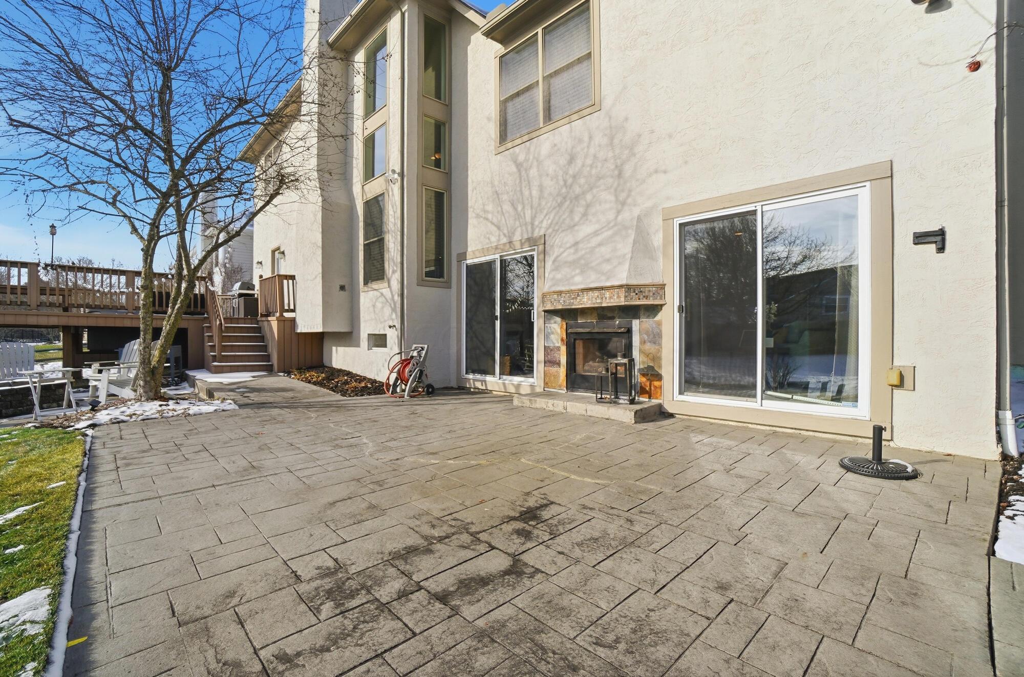 2642 Sandhurst Drive
