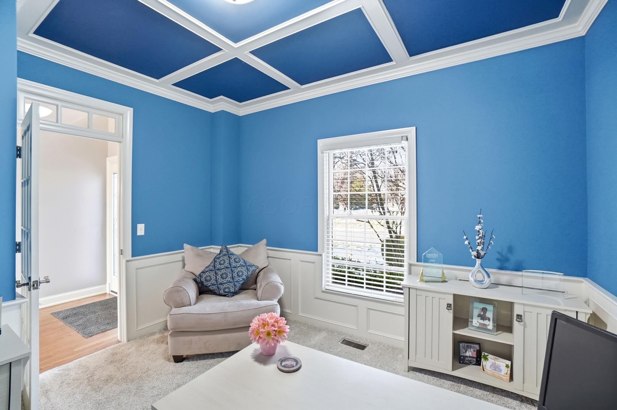 2642 Sandhurst Drive