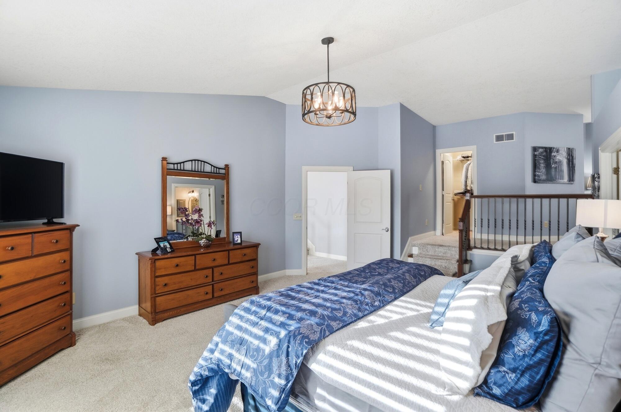 2642 Sandhurst Drive