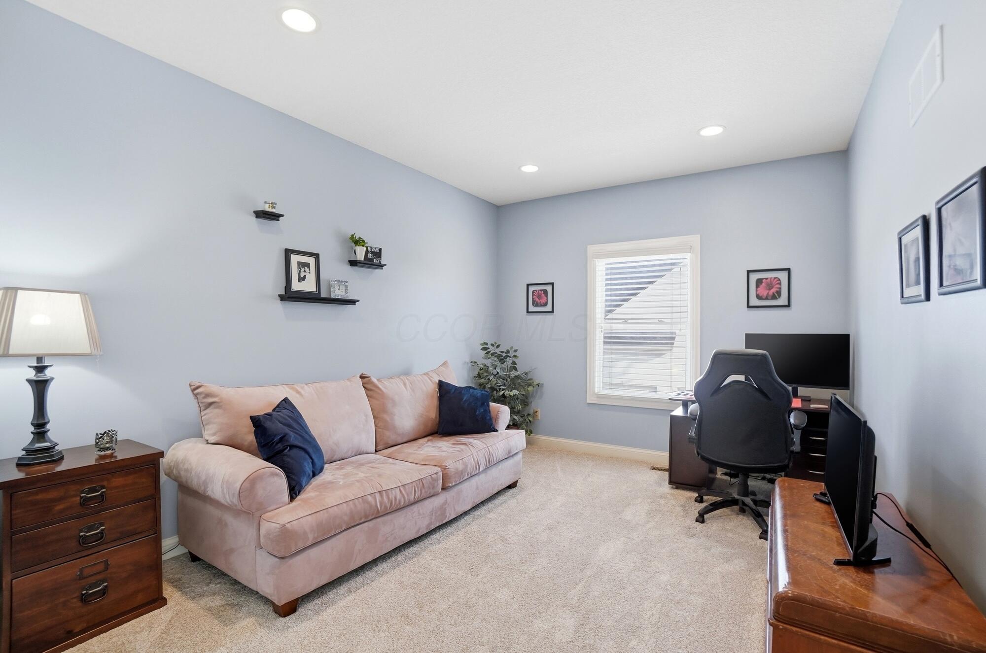 2642 Sandhurst Drive