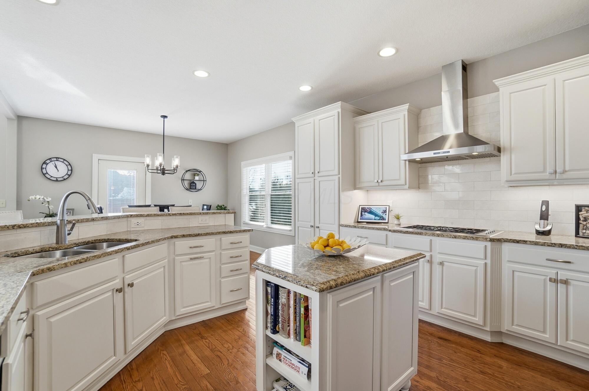 2642 Sandhurst Drive