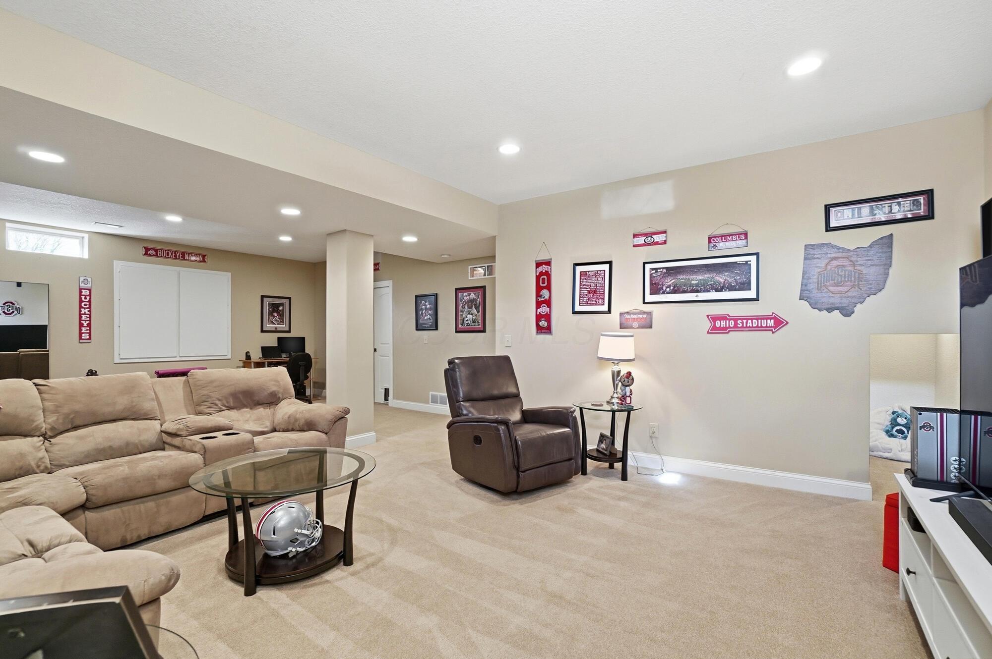2642 Sandhurst Drive
