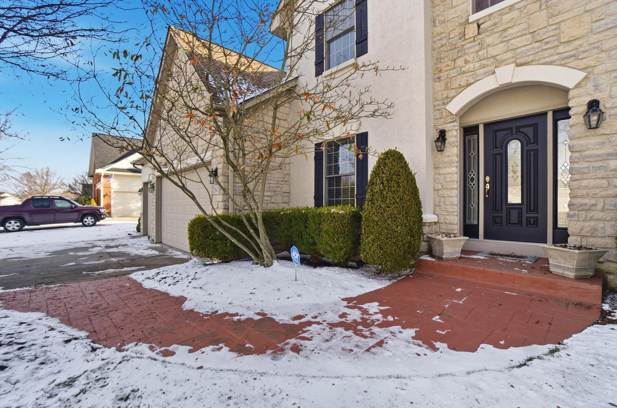 2642 Sandhurst Drive