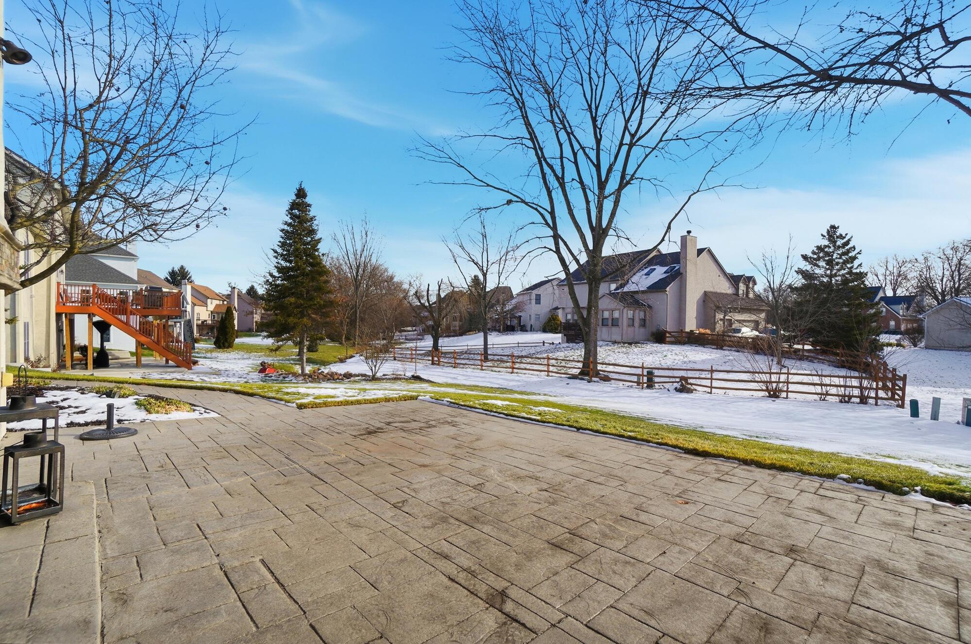 2642 Sandhurst Drive