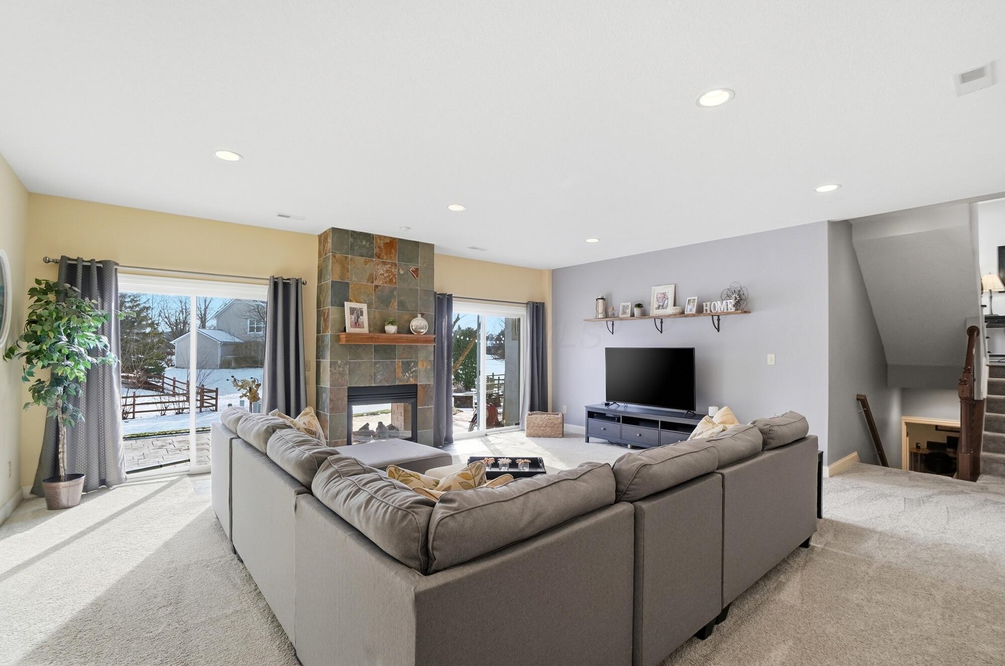 2642 Sandhurst Drive