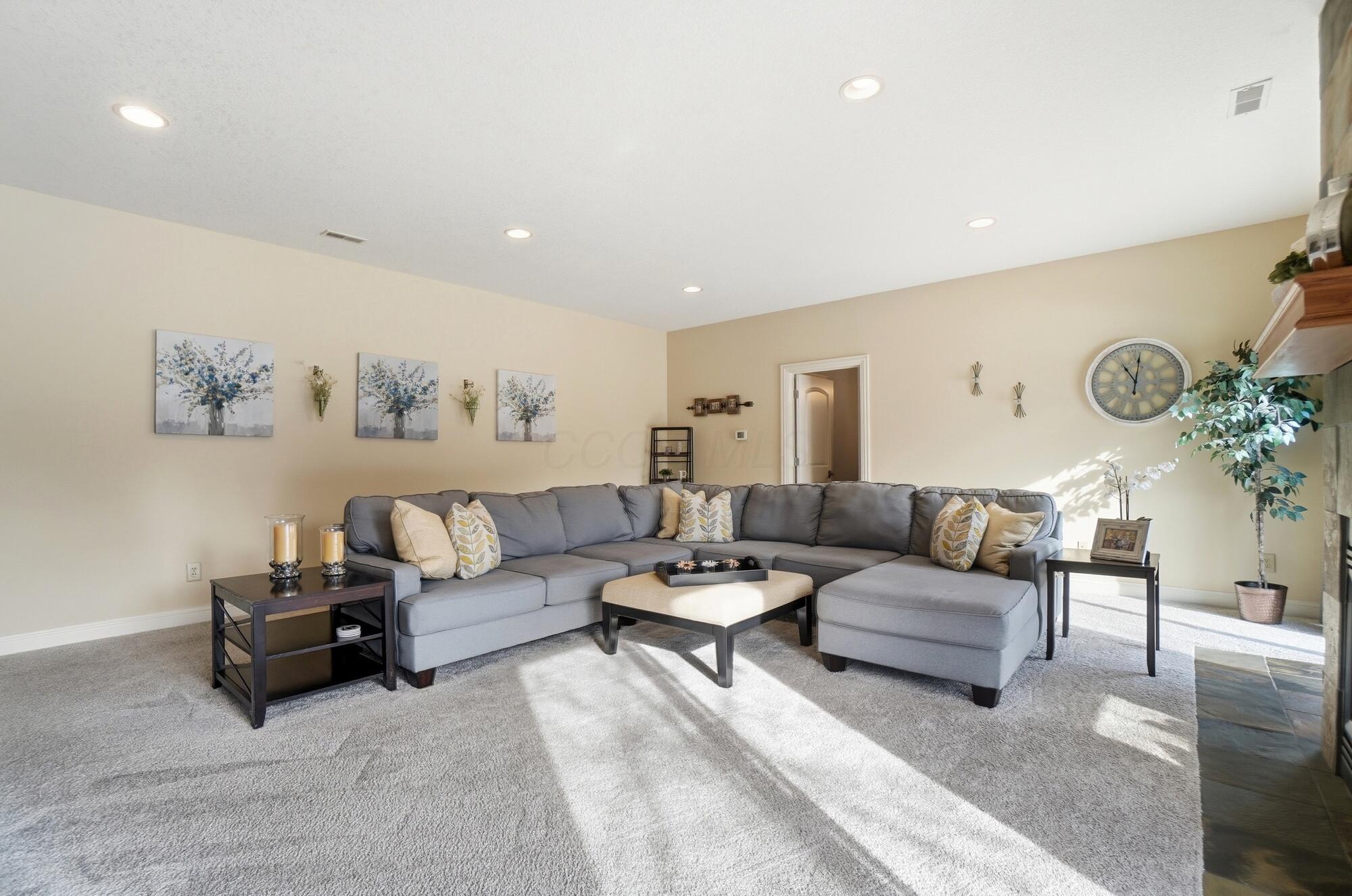 2642 Sandhurst Drive