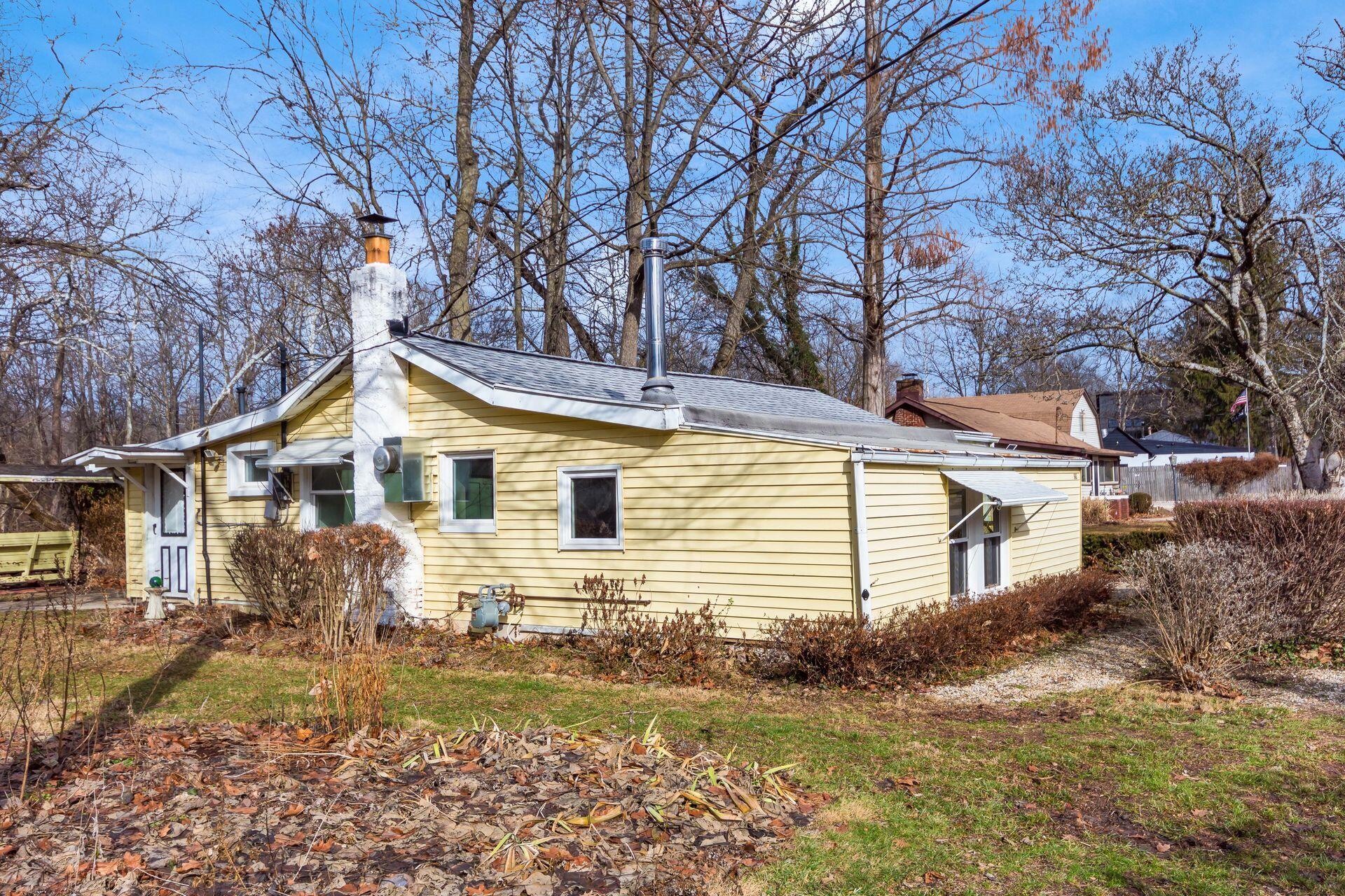 5463 Walnut View Boulevard