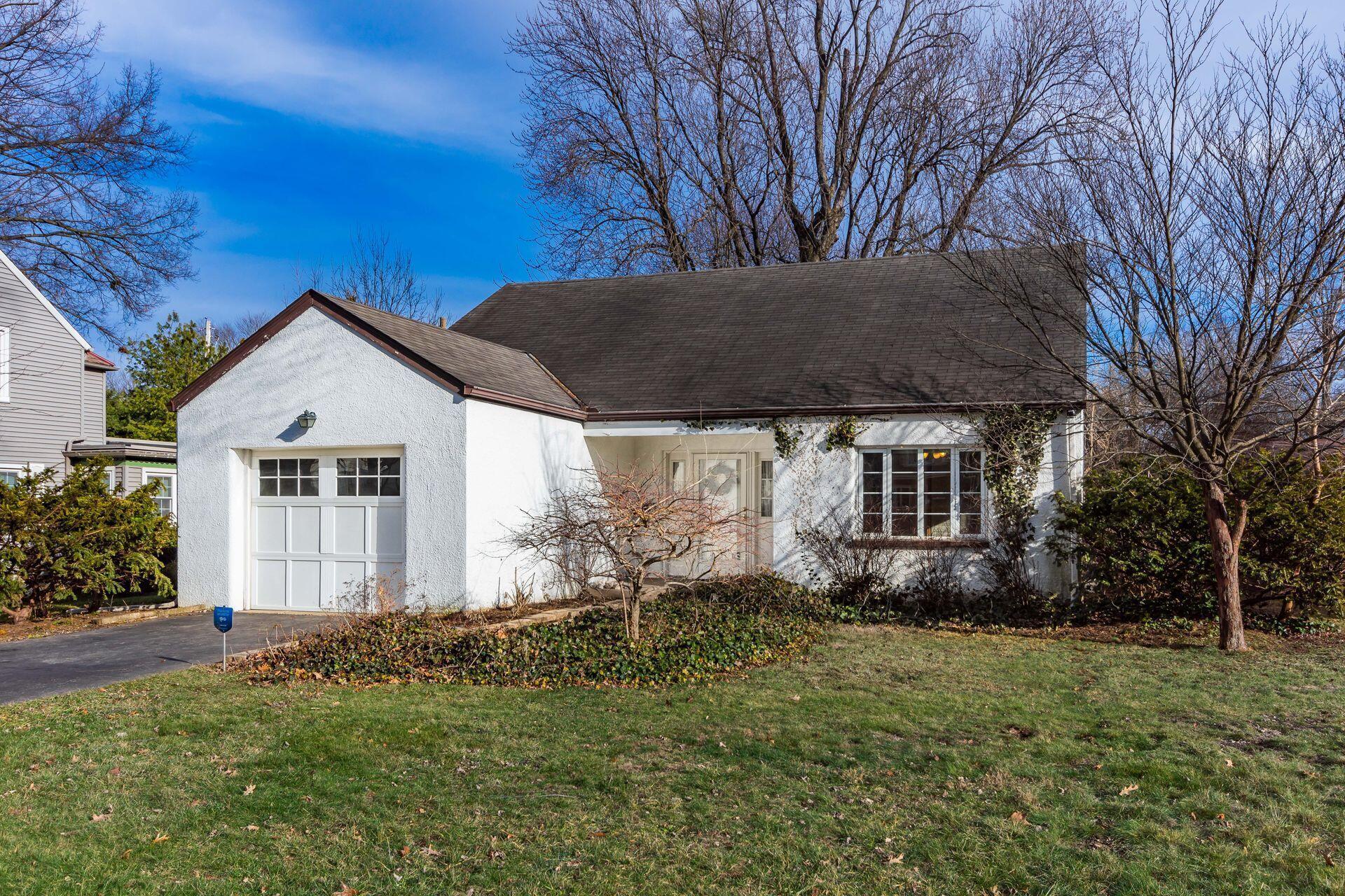 122 N Virginialee Road