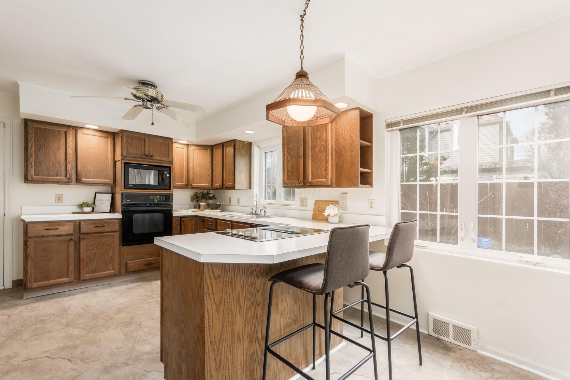 122 N Virginialee Road