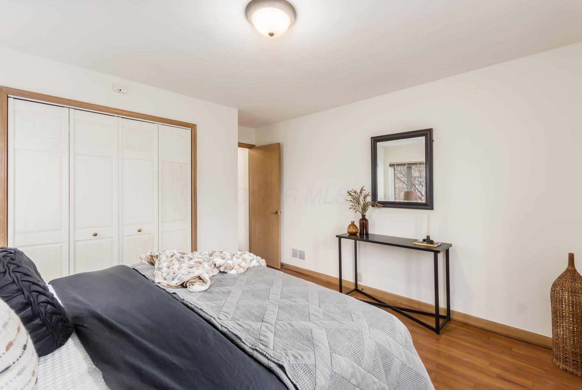 122 N Virginialee Road