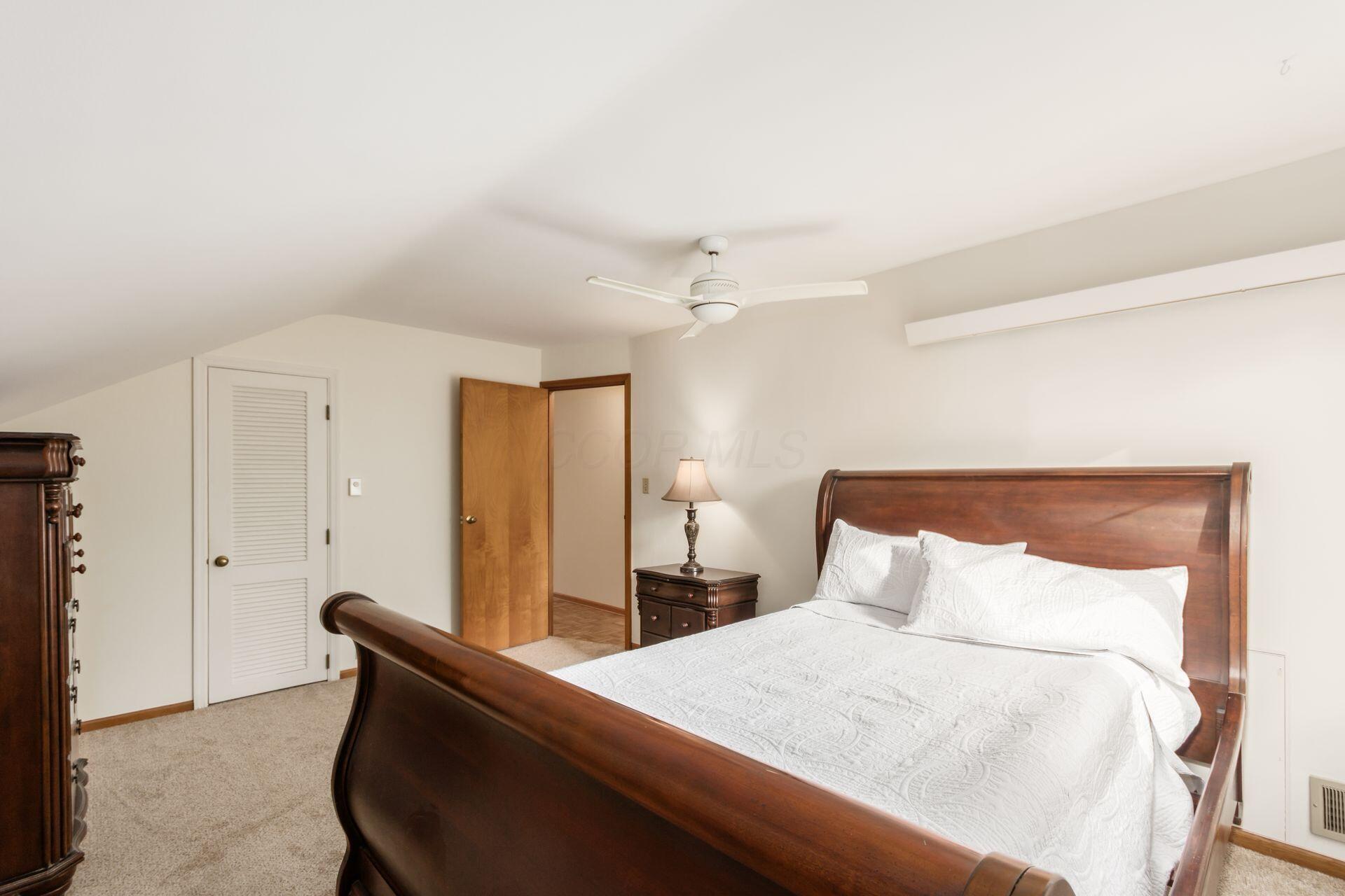 122 N Virginialee Road